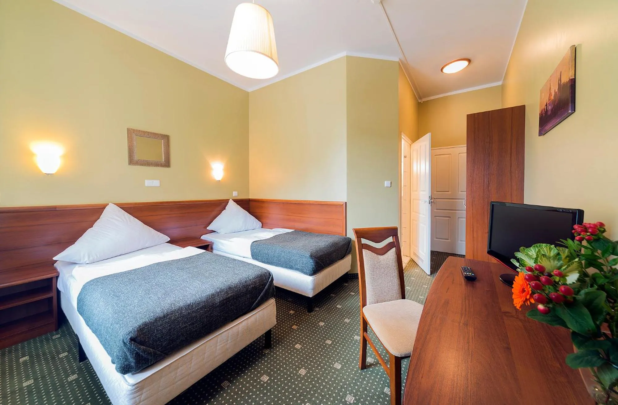 Photo of the whole room, Bed in Hotel Belweder - przy hotelu Golebiewski
