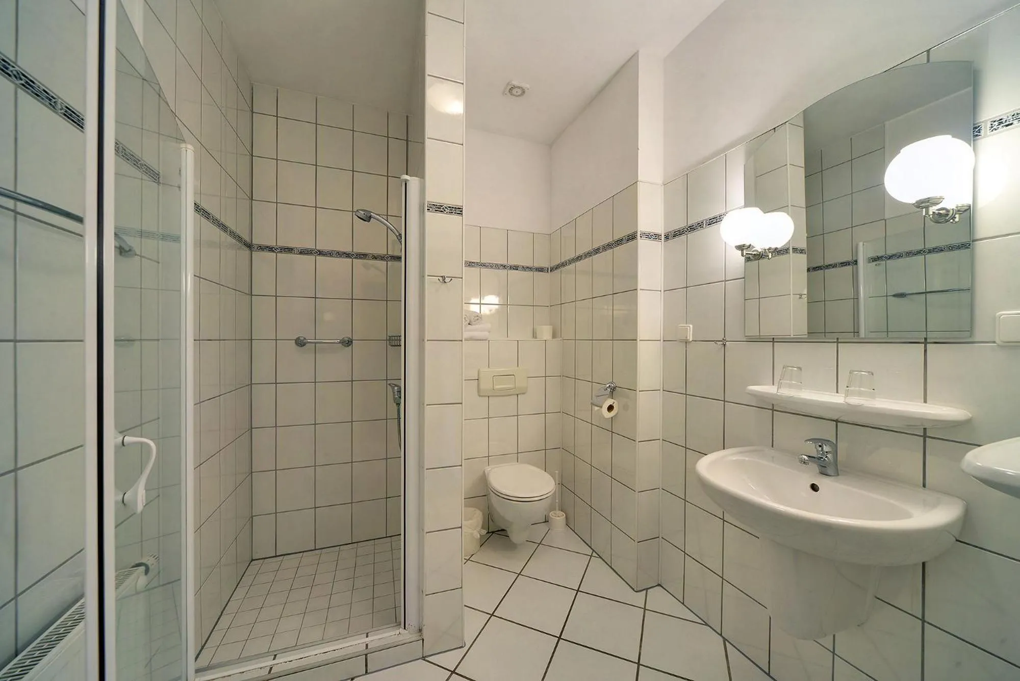 Hotel Belweder - przy hotelu Golebiewski