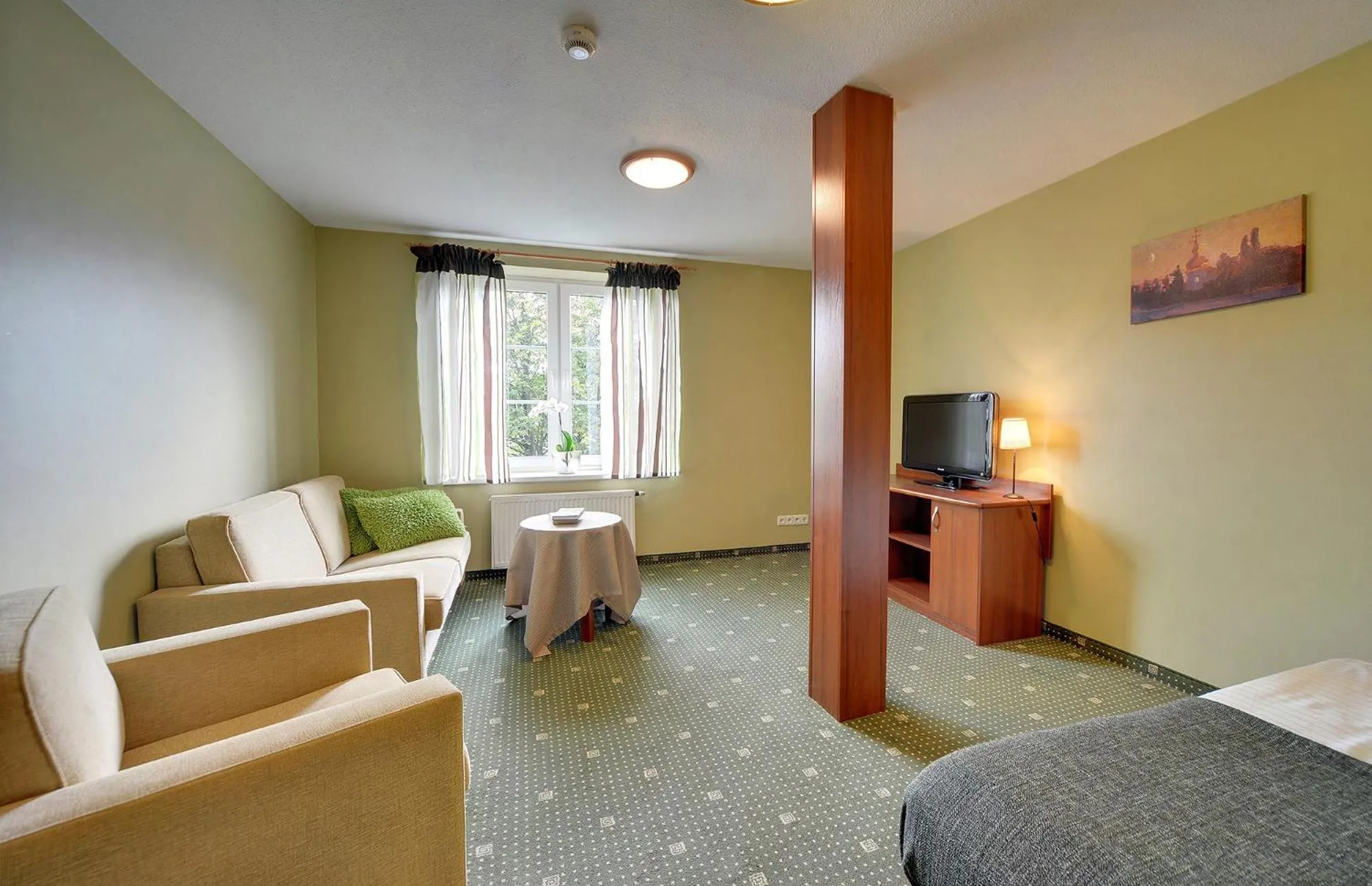 Photo of the whole room, Bed in Hotel Belweder - przy hotelu Golebiewski