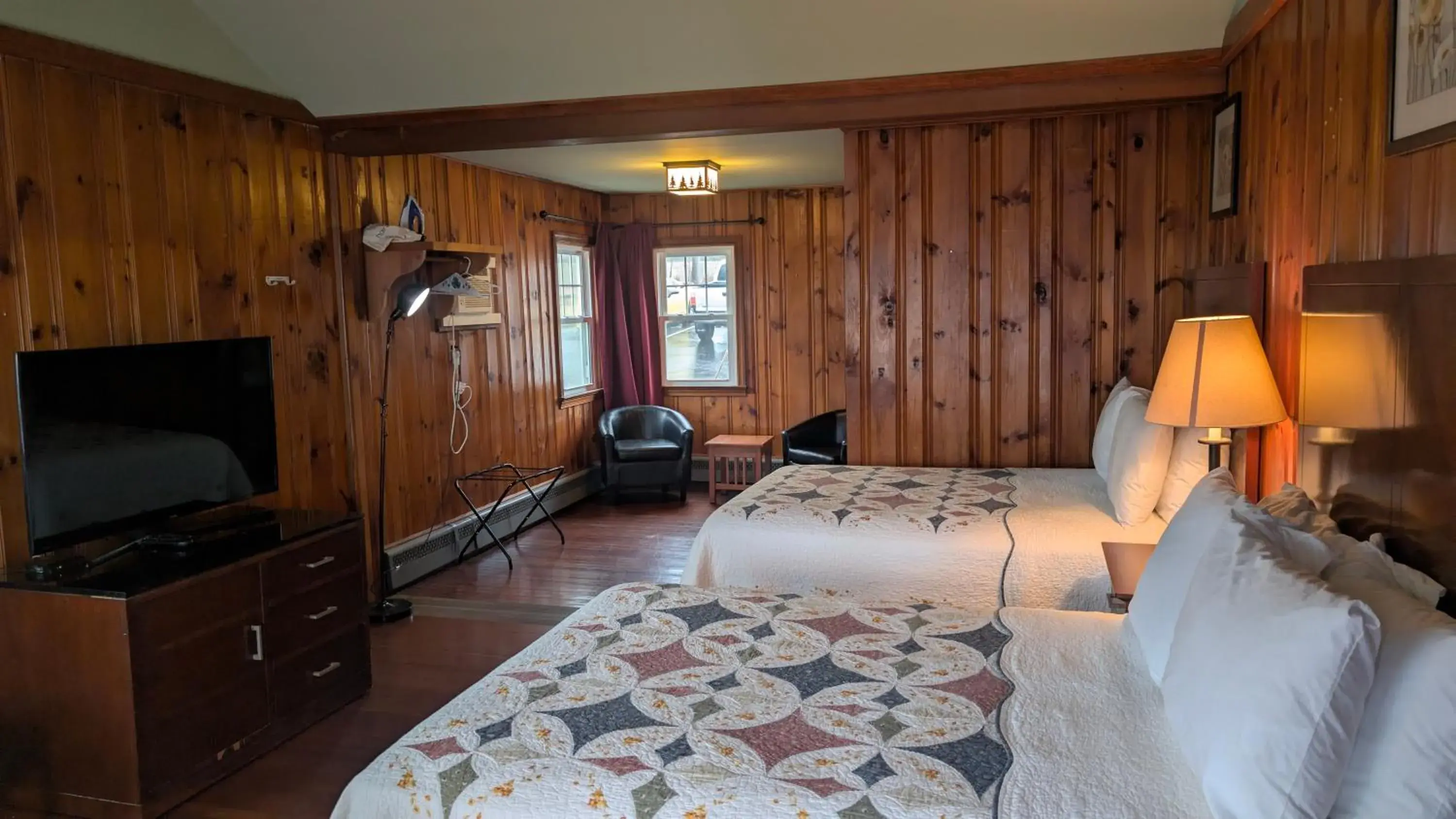 Budget Double Room in New Hope Lodge Budget Double Room in New Hope Lodge