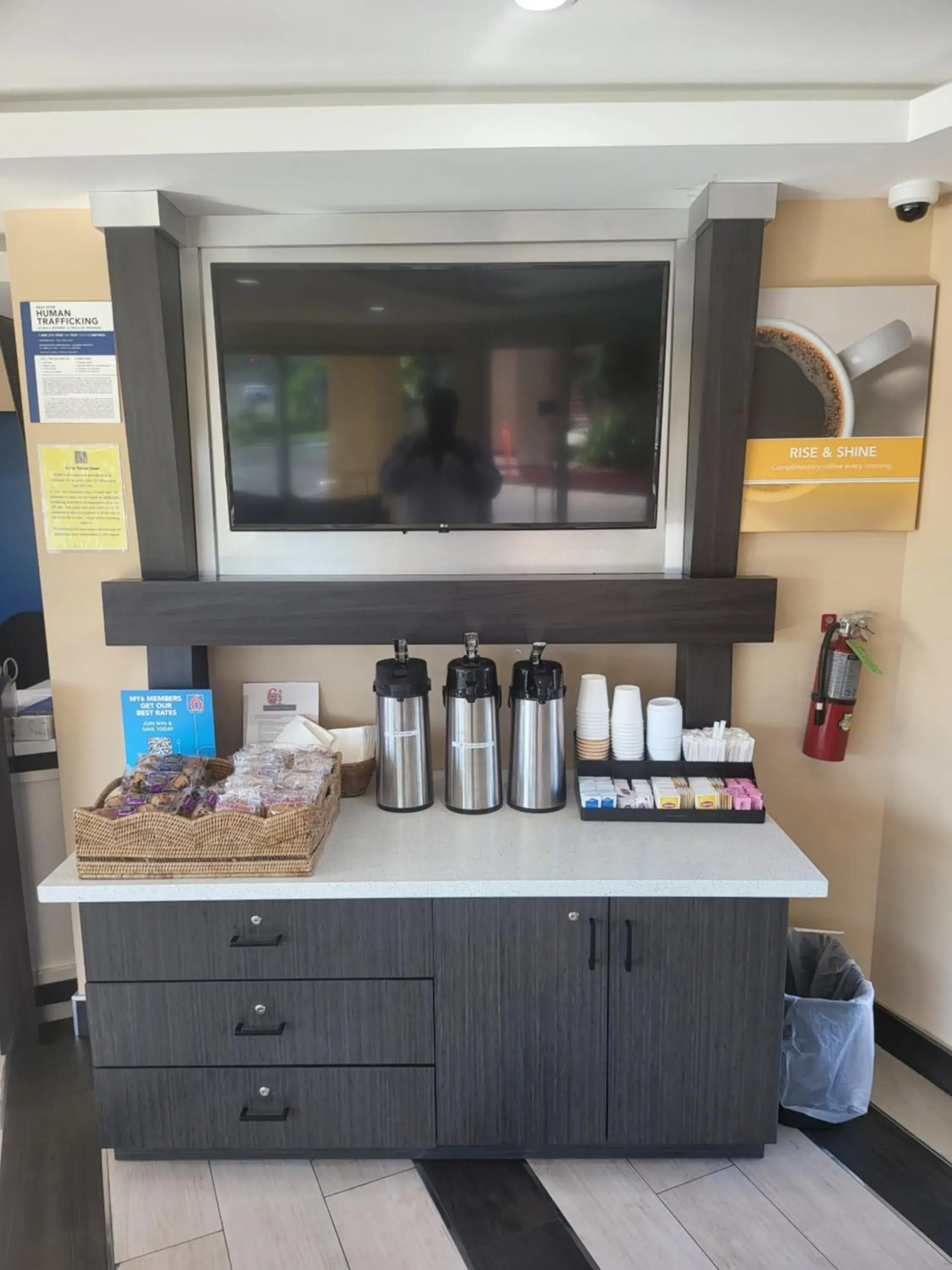 Restaurant/places to eat in Studio 6 Vallejo CA Napa Valley Restaurant/places to eat in Studio 6 Vallejo CA Napa Valley