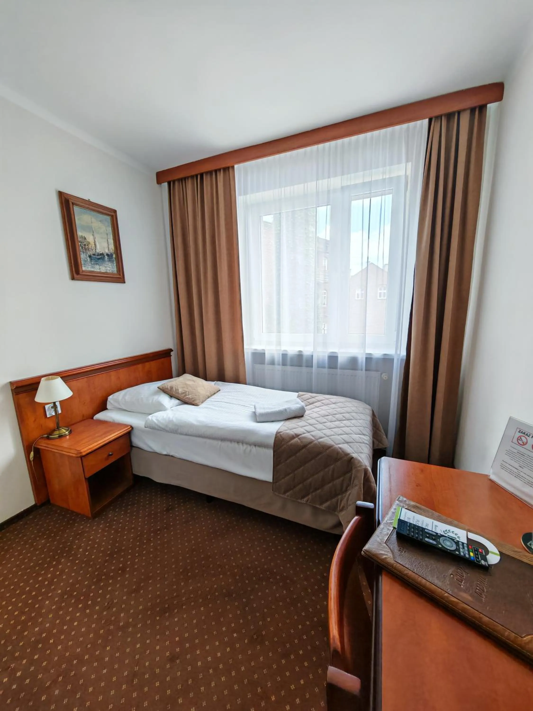 Photo of the whole room, Bed in Załęże