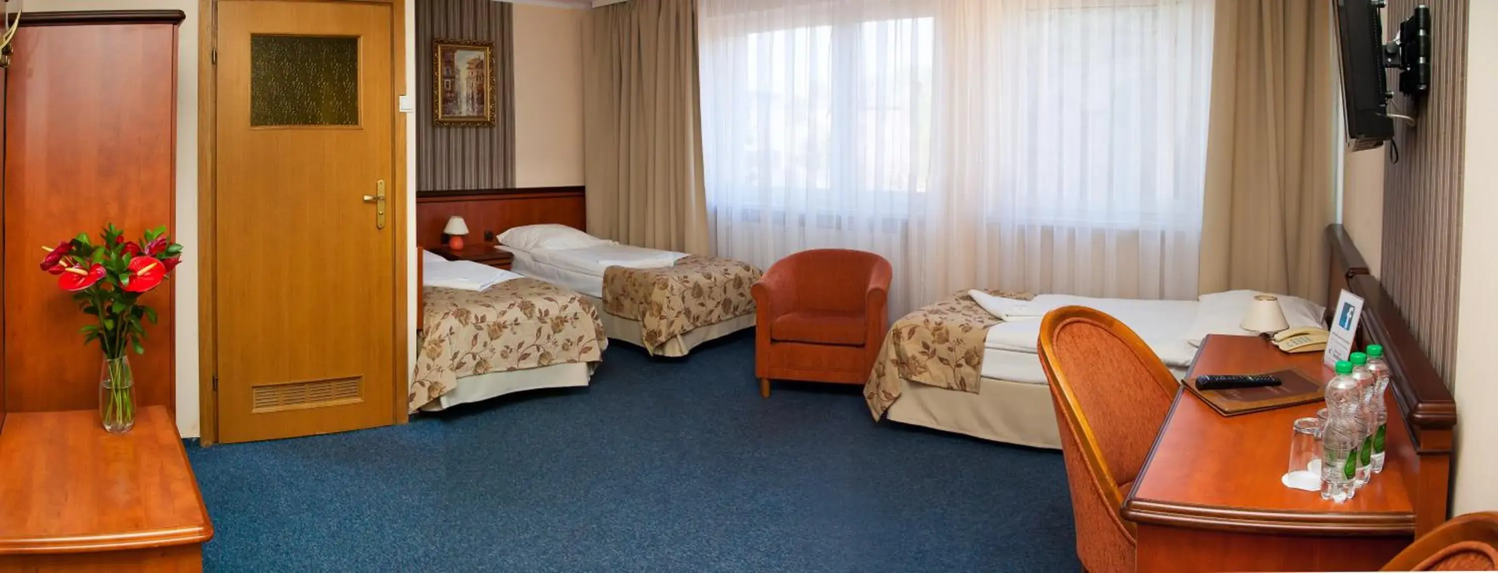 Standard Triple Room in Załęże Standard Triple Room in Załęże