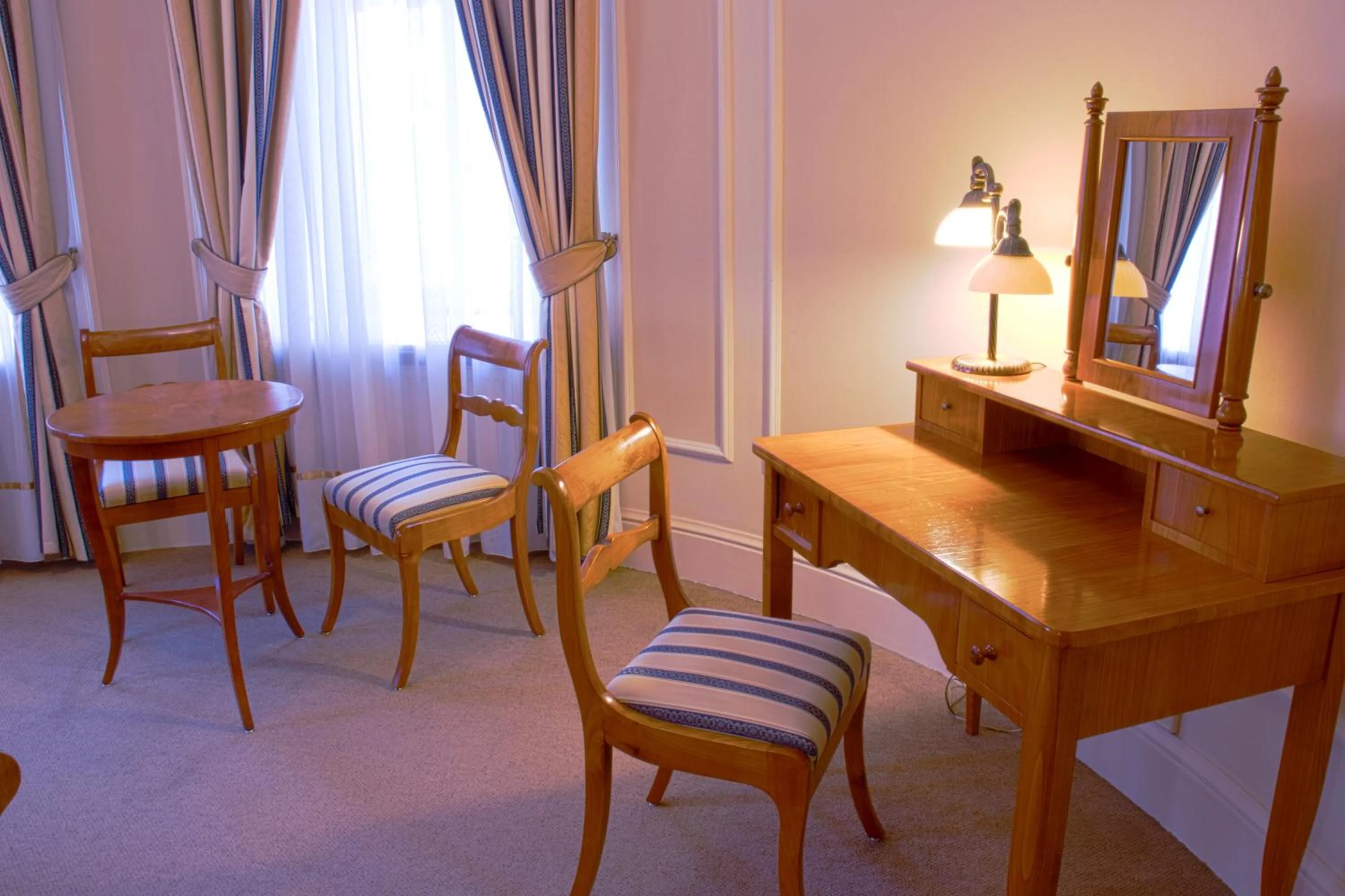 Photo of the whole room in Pałac Paulinum