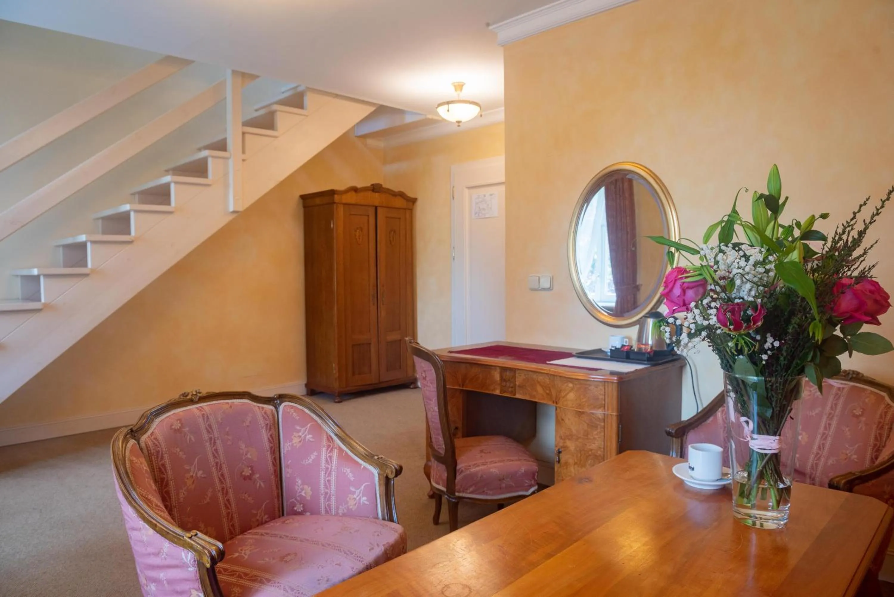 Photo of the whole room in Pałac Paulinum