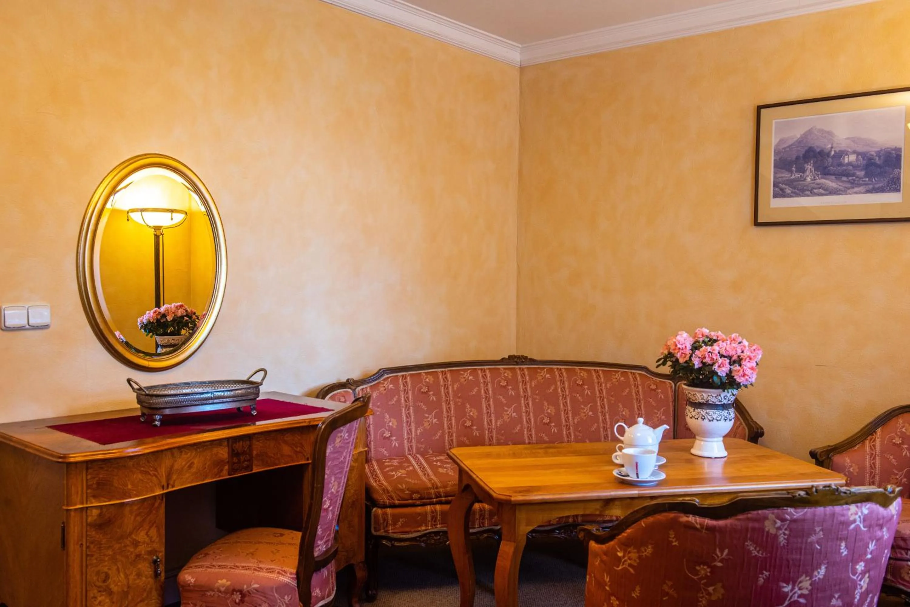 Photo of the whole room in Pałac Paulinum