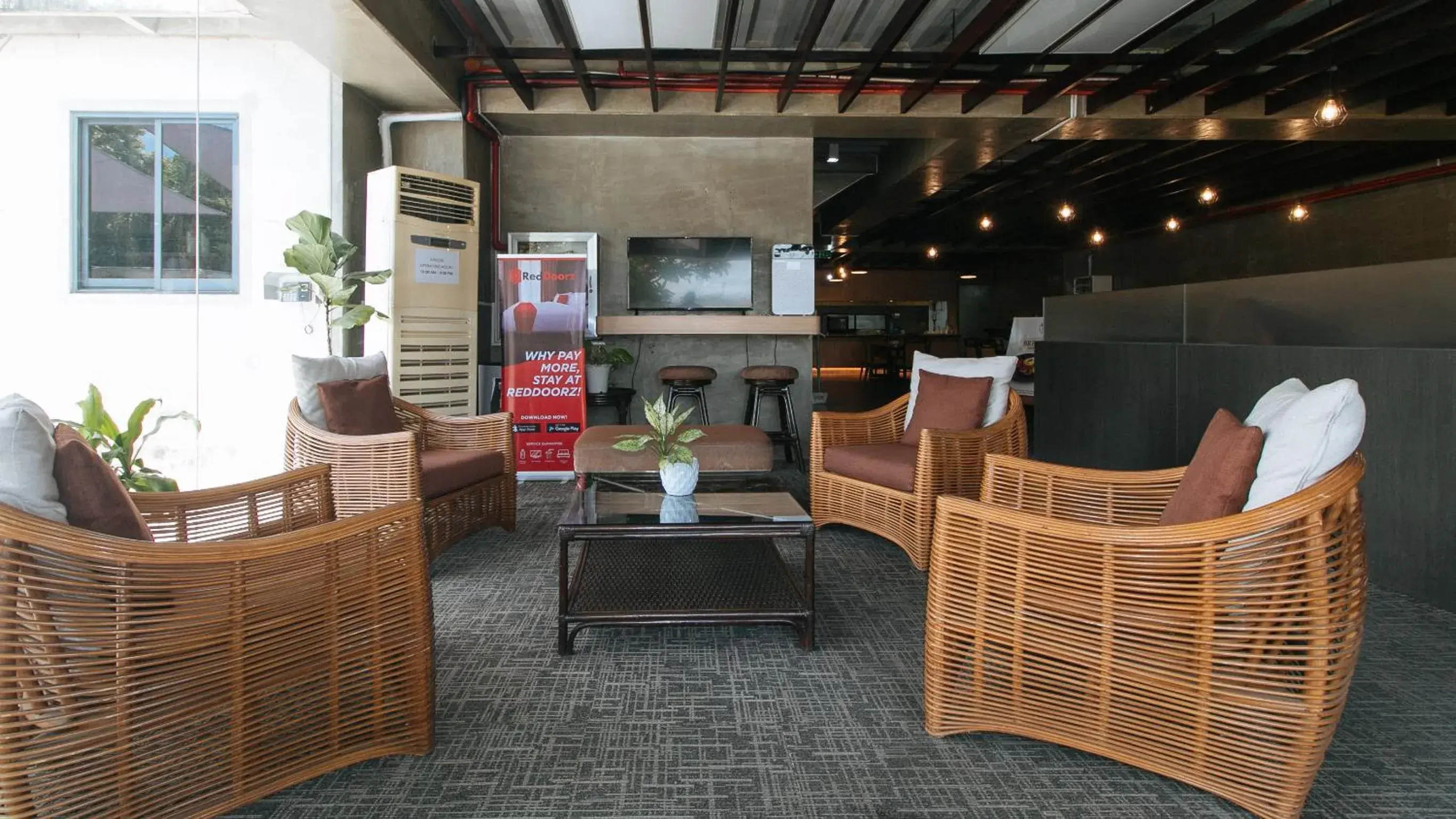 Lobby or reception in RedDoorz @ Insular Square Mandaue City Lobby or reception in RedDoorz @ Insular Square Mandaue City
