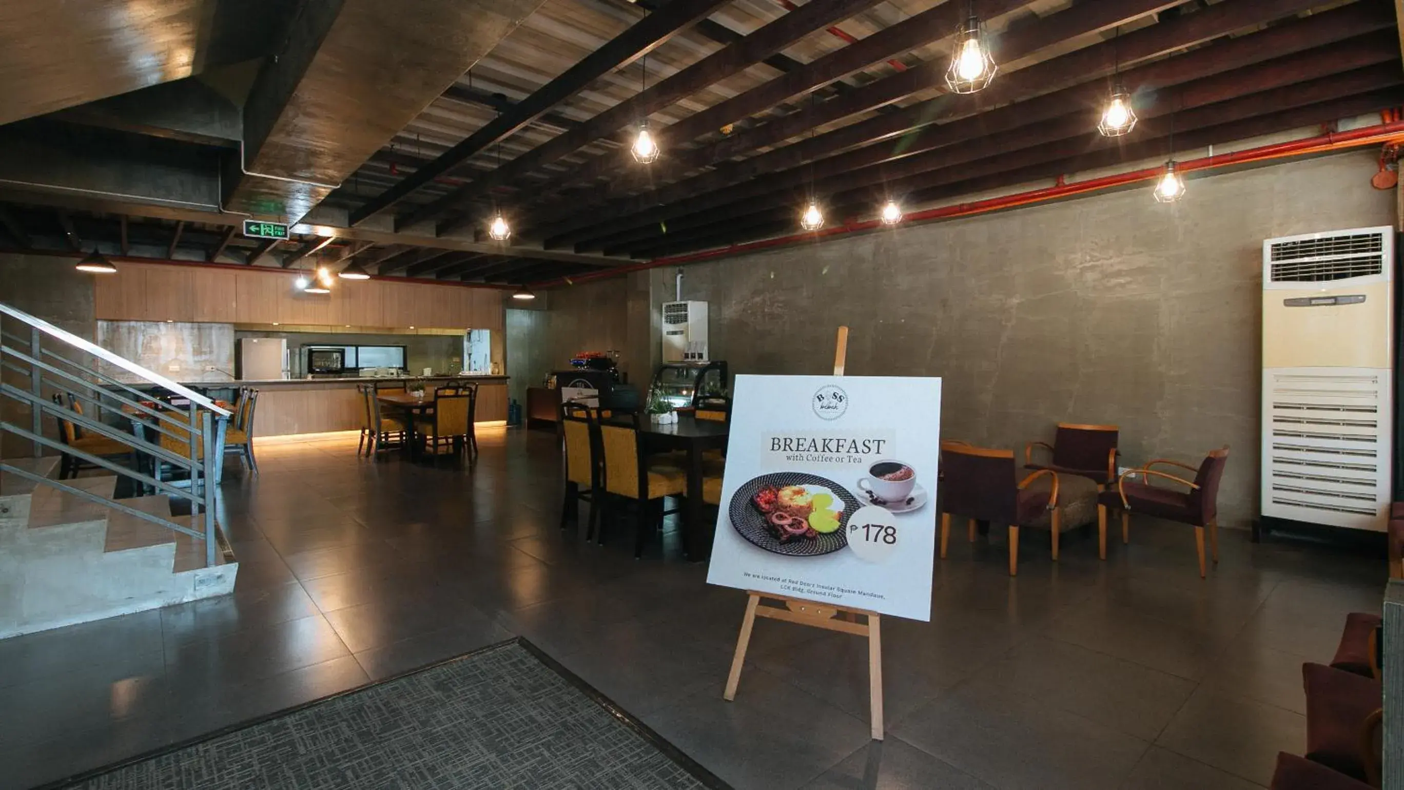 Restaurant/places to eat in RedDoorz @ Insular Square Mandaue City Restaurant/places to eat in RedDoorz @ Insular Square Mandaue City