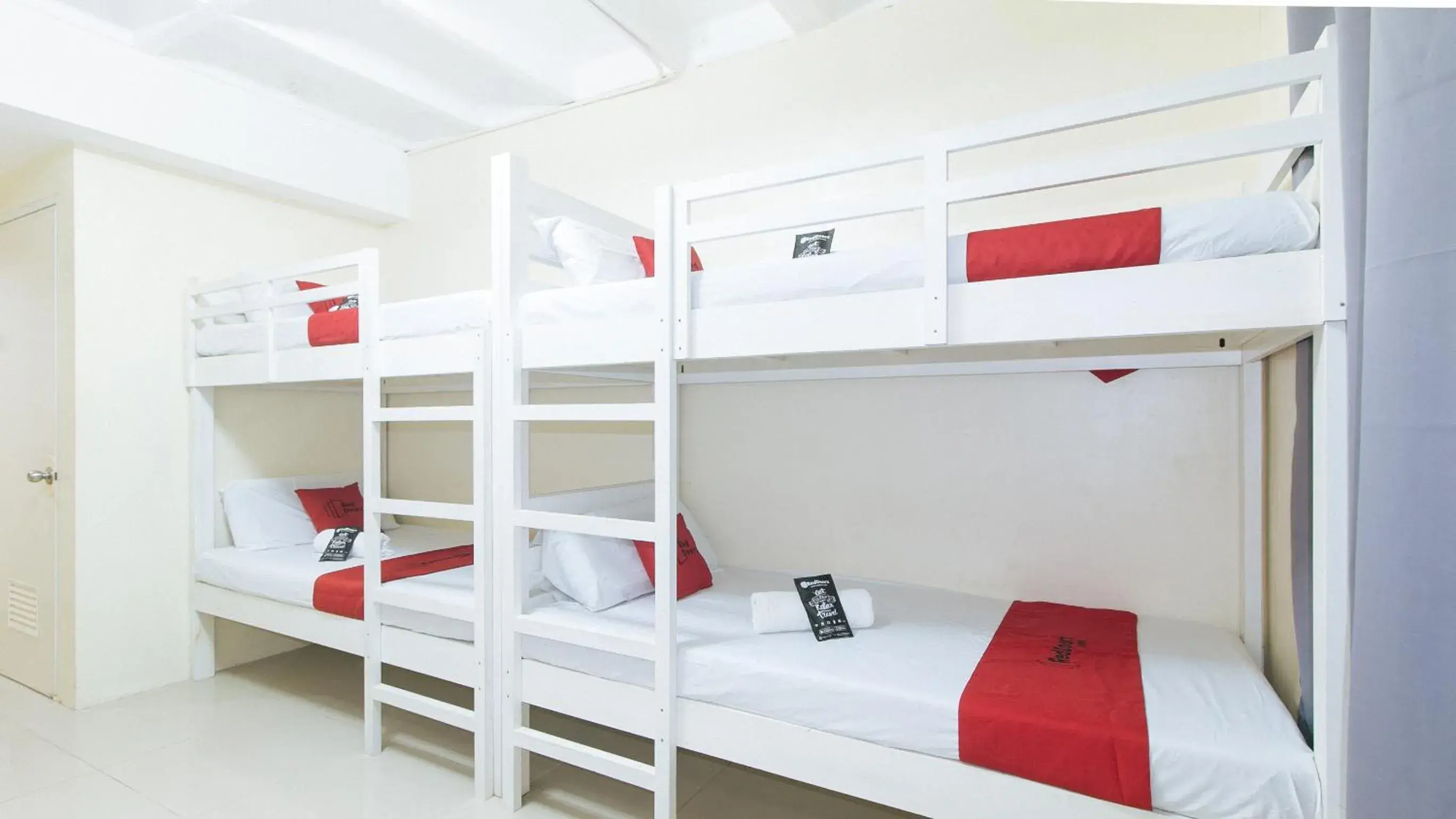 Bedroom, Bed in RedDoorz @ Insular Square Mandaue City Bedroom, Bed in RedDoorz @ Insular Square Mandaue City