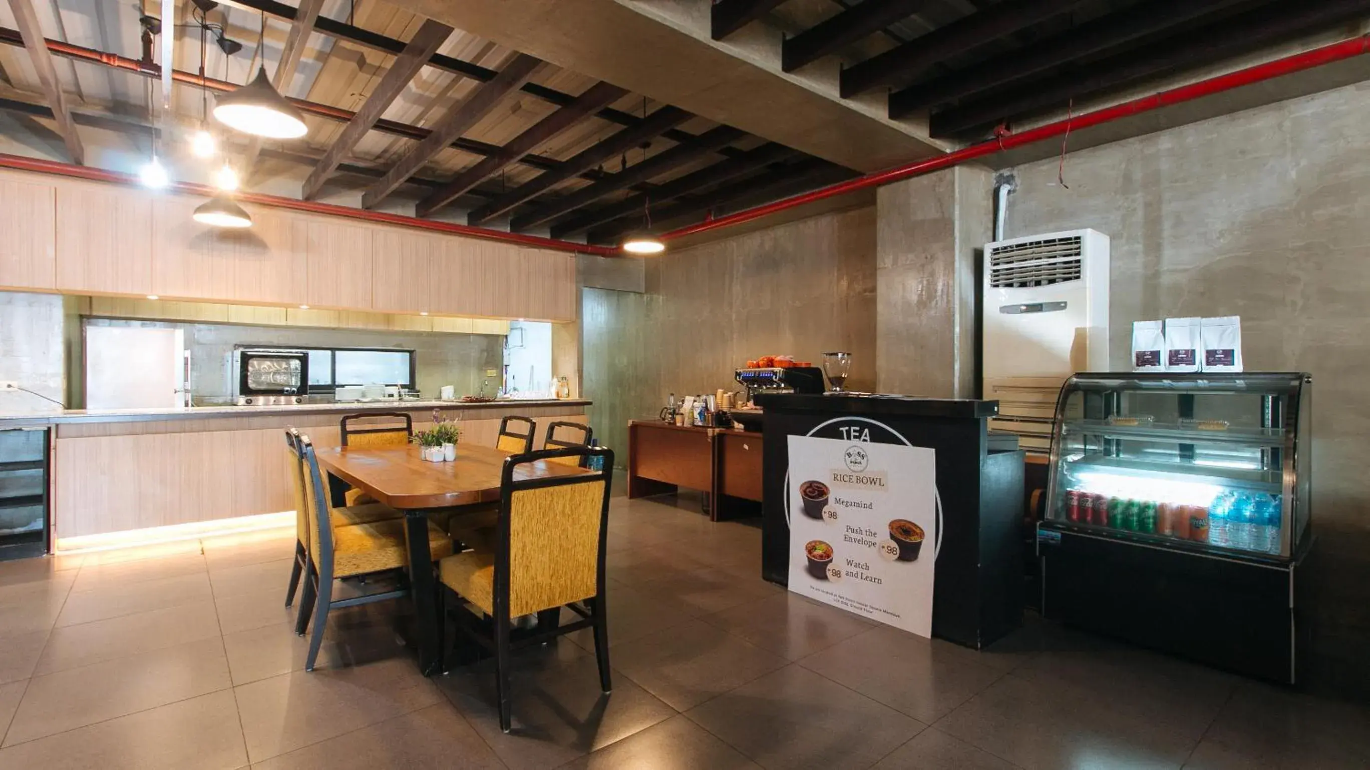 Restaurant/places to eat in RedDoorz @ Insular Square Mandaue City Restaurant/places to eat in RedDoorz @ Insular Square Mandaue City