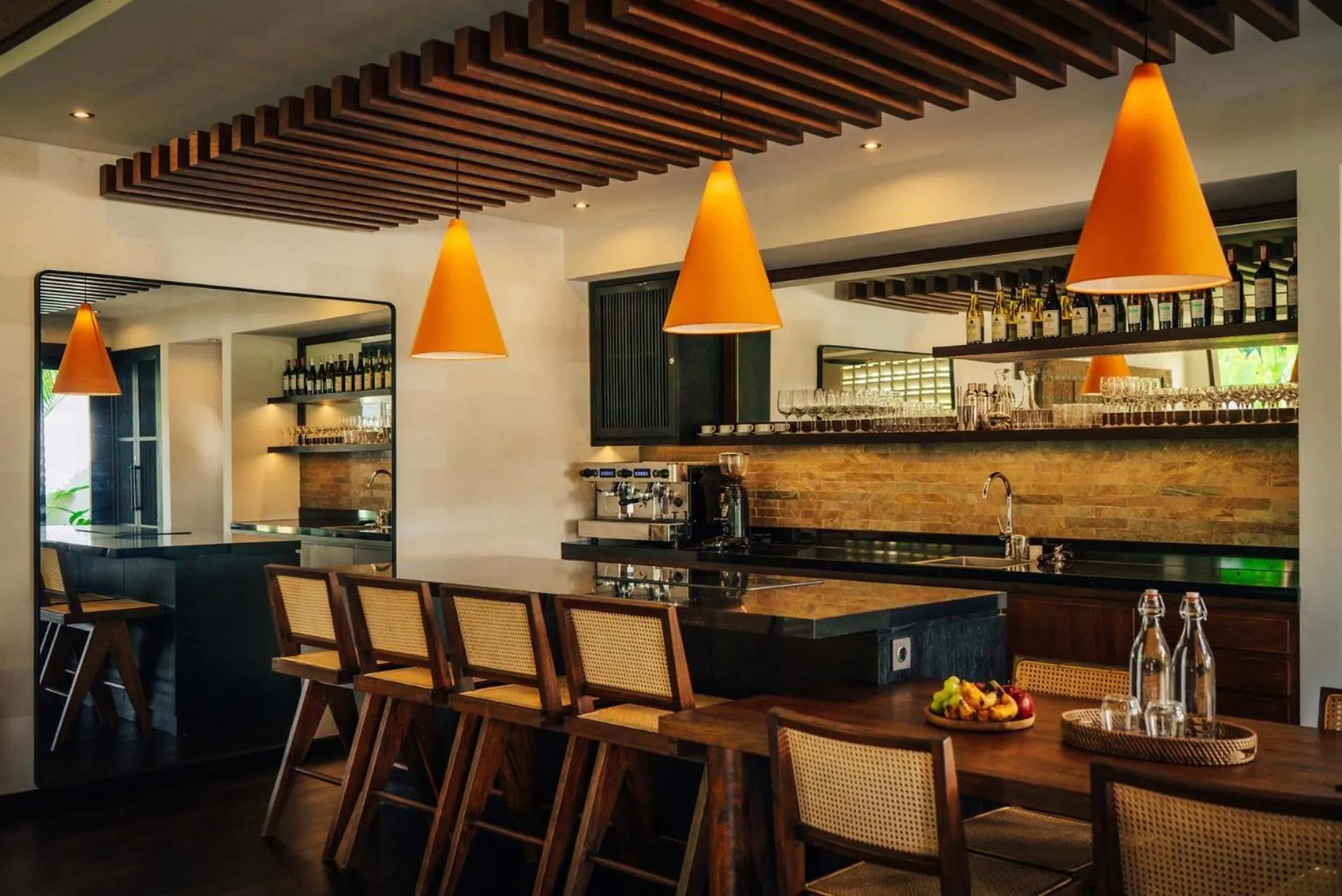 Restaurant/places to eat in Uma Kalai