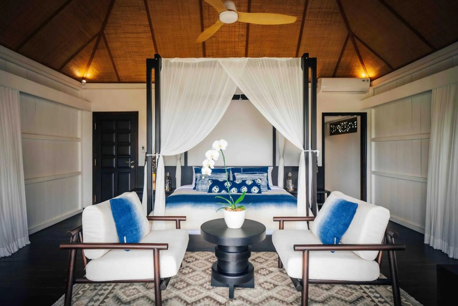 Bedroom in Uma Kalai