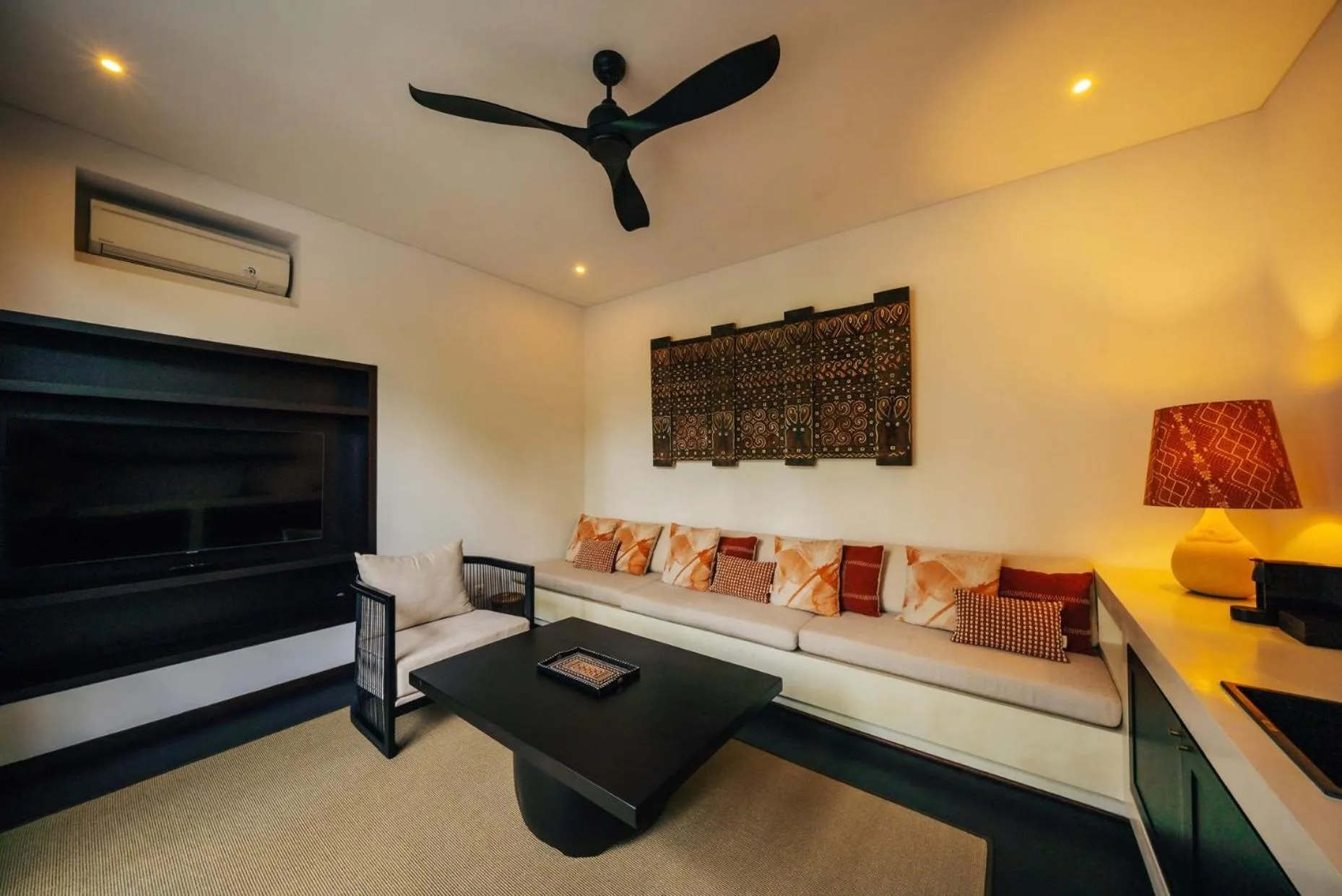 Seating area in Uma Kalai