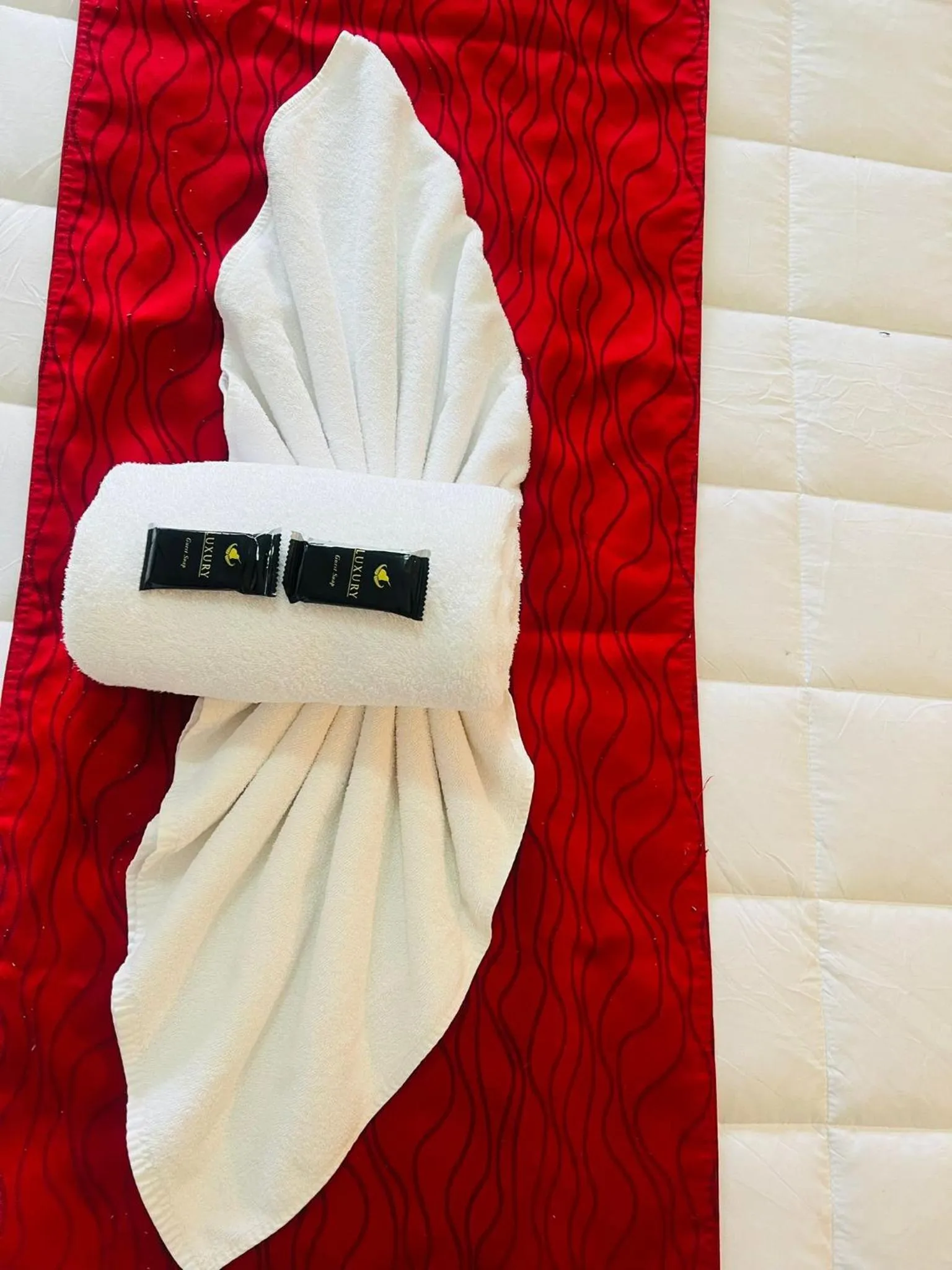 Bed in Monument Motor Lodge Papakura