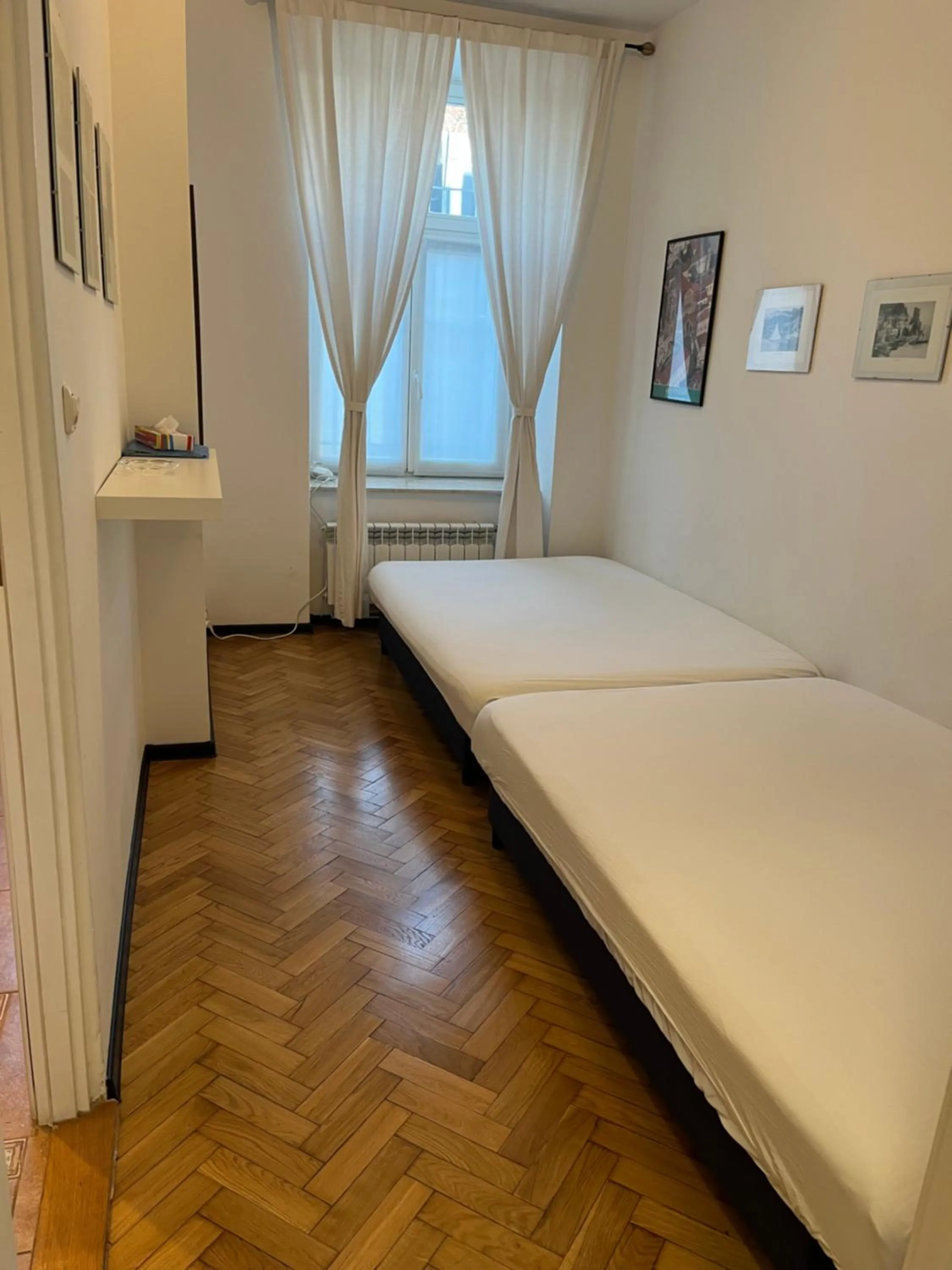 Bed in Home in Krakow Silvio's Apartments