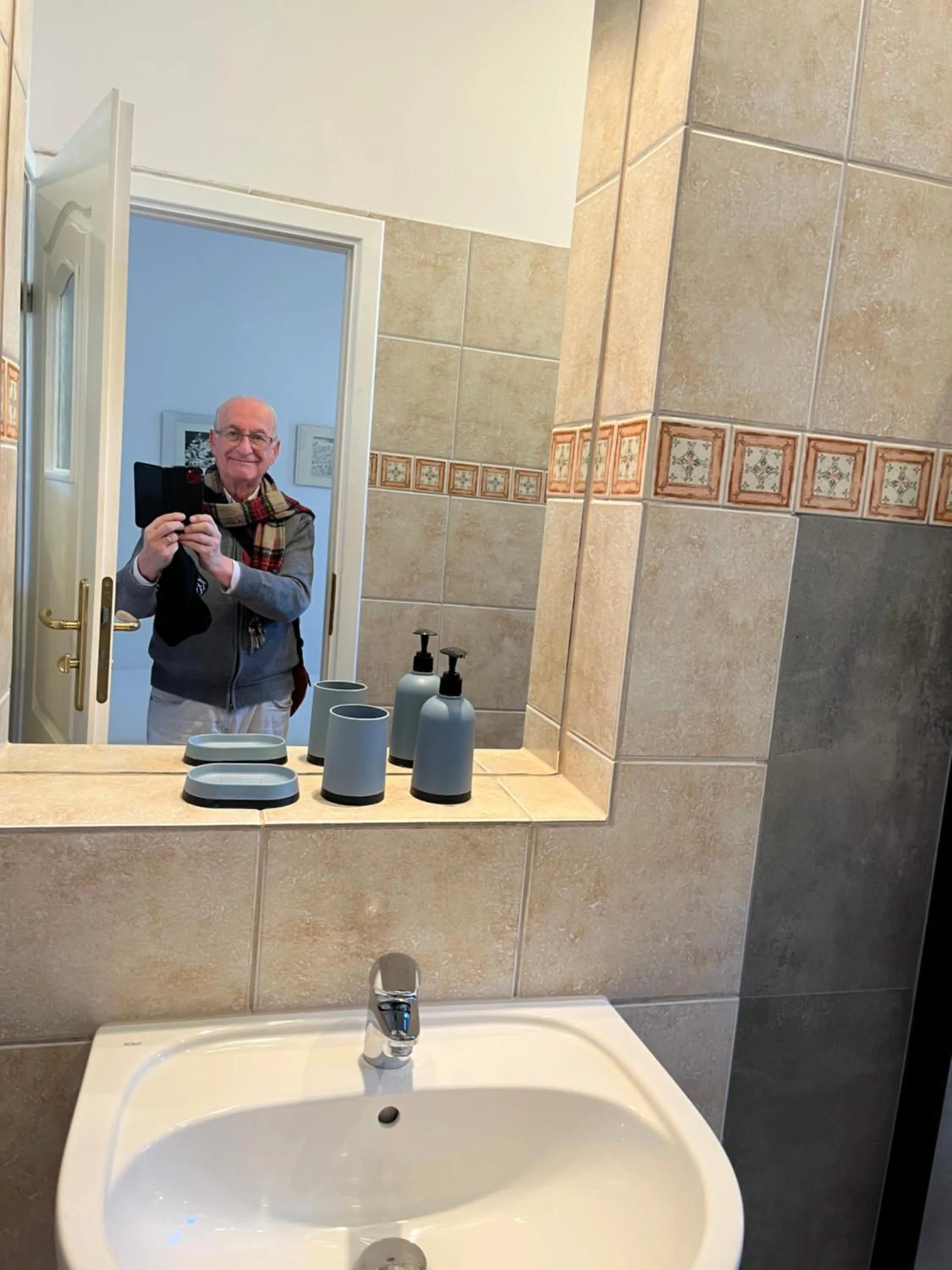 Home in Krakow Silvio's Apartments