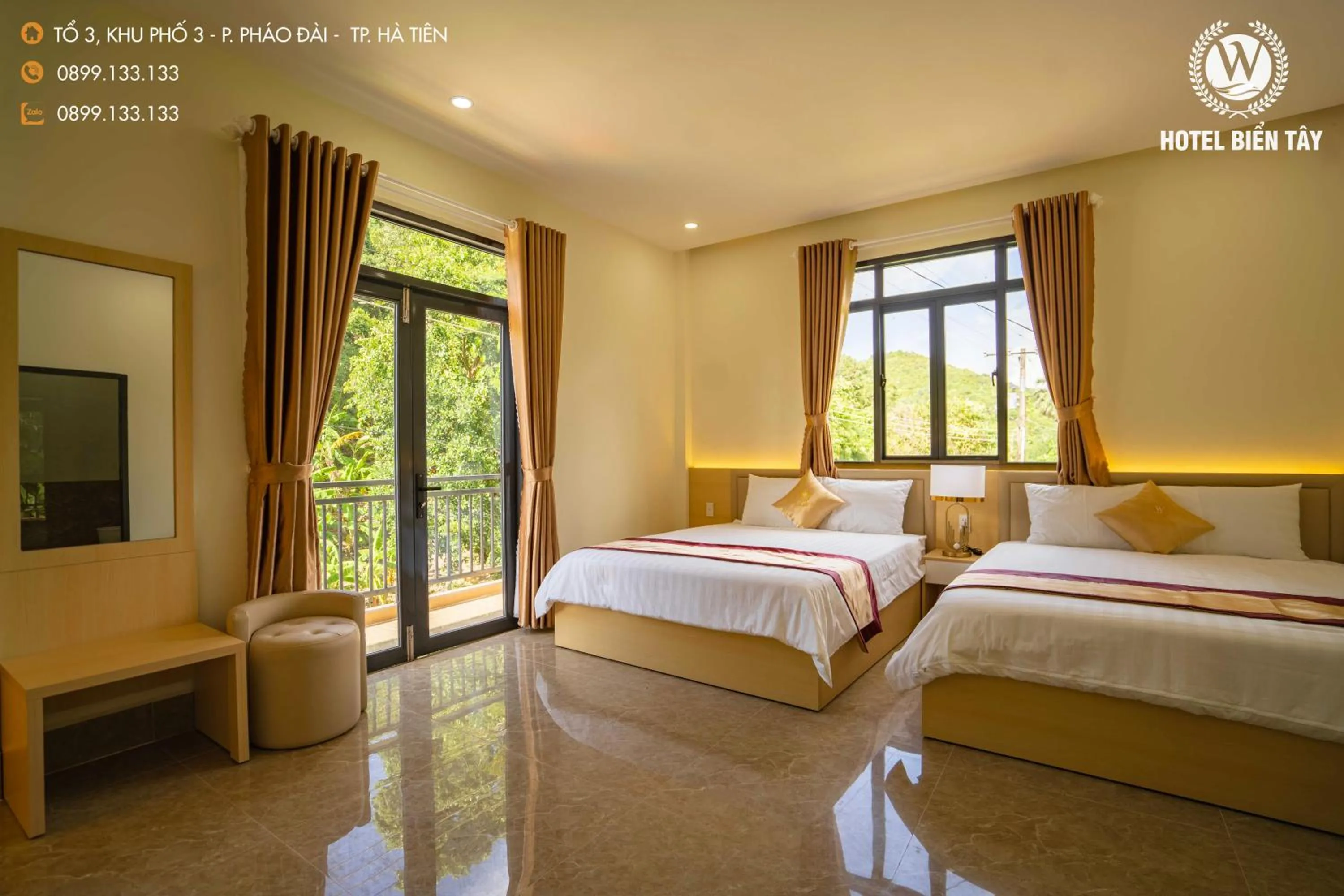 Bed in KHÁCH SẠN BIỂN TÂY