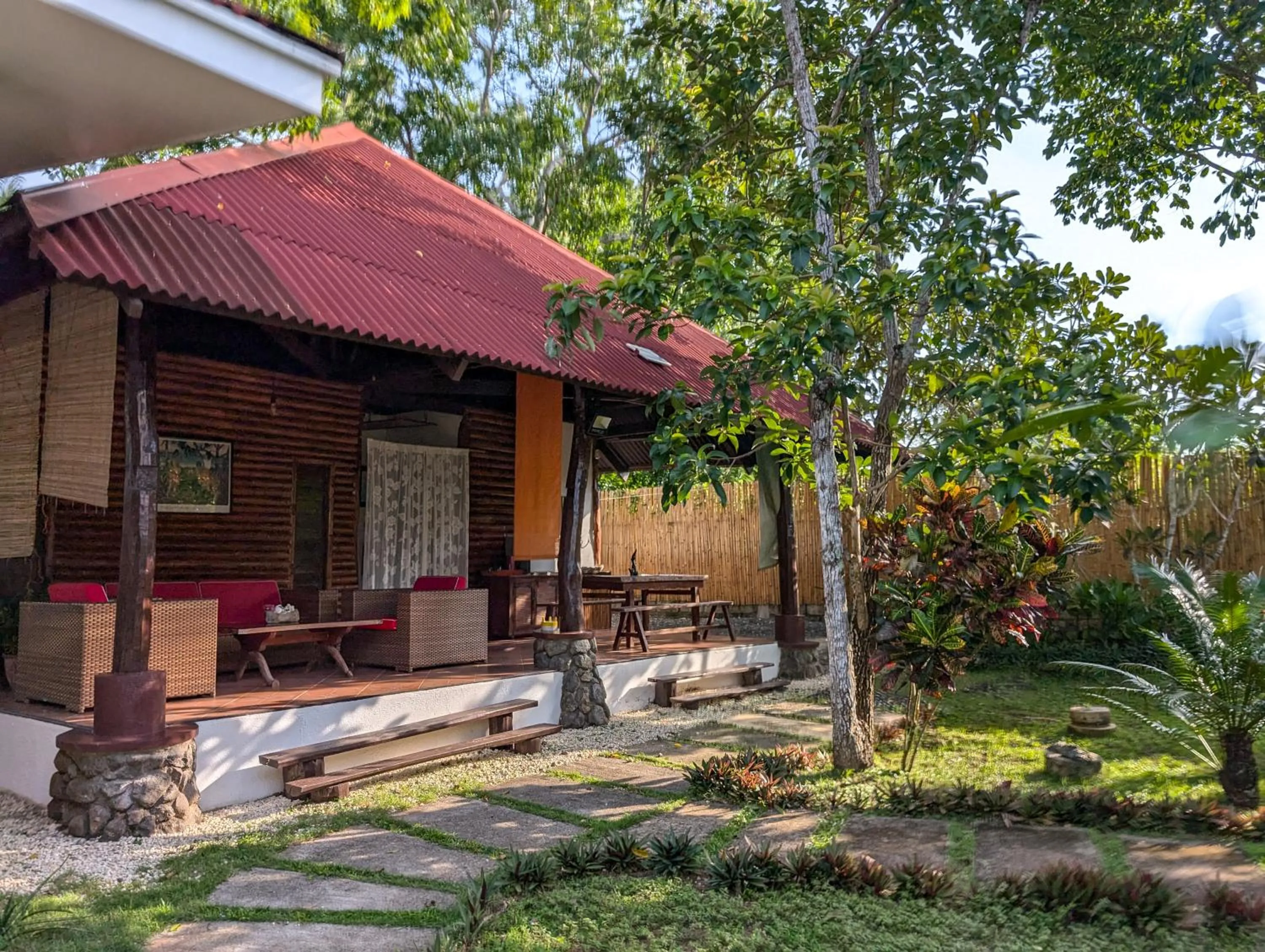 Property building in Villa Formosa Panglao