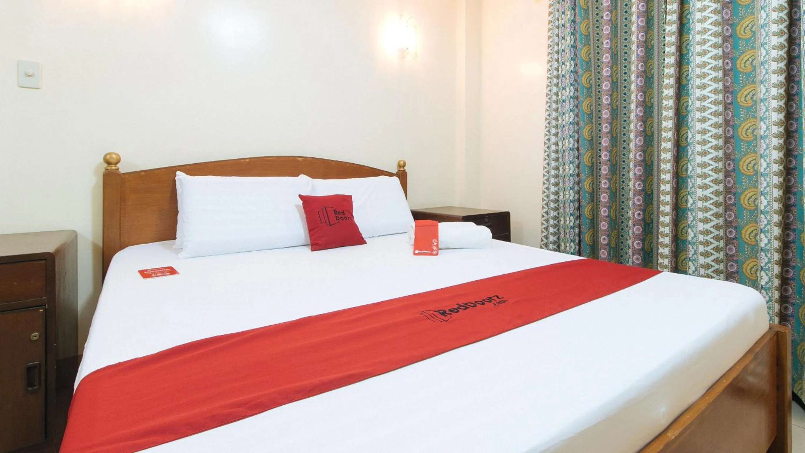 Bed in RedDoorz @ Golden Park Inn La Union