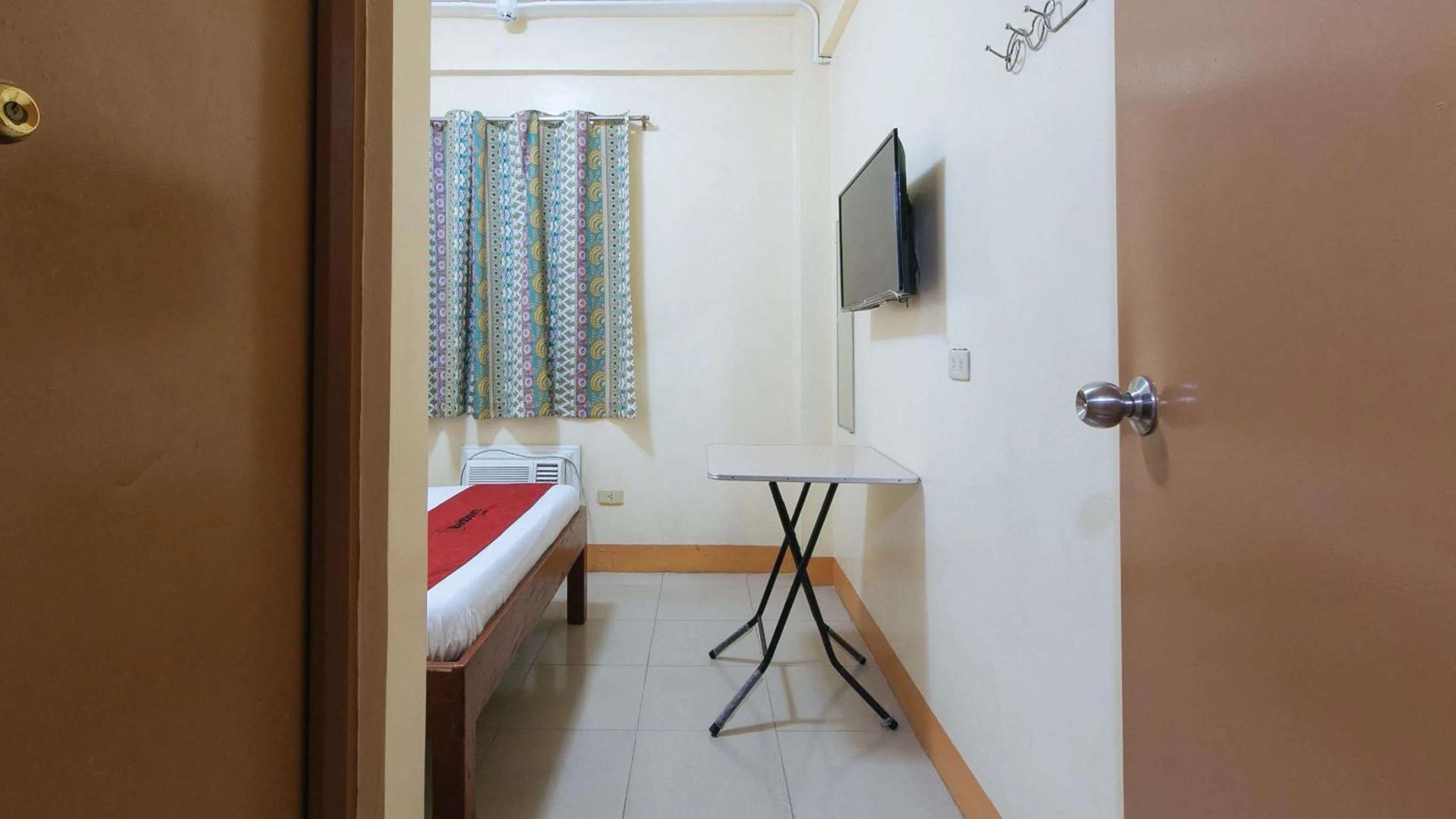 Bedroom, Bed in RedDoorz @ Golden Park Inn La Union