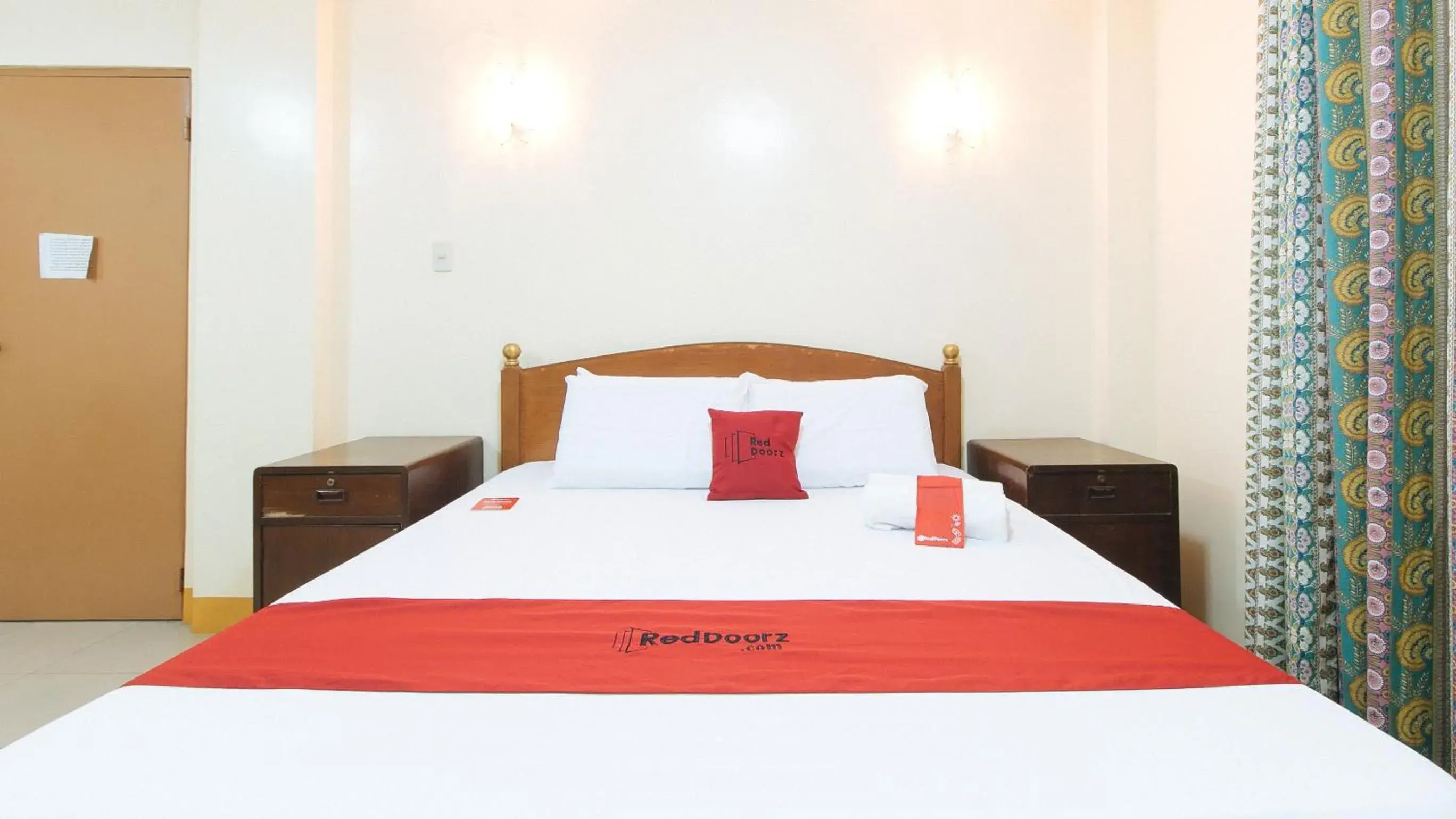 Bed in RedDoorz @ Golden Park Inn La Union Bed in RedDoorz @ Golden Park Inn La Union