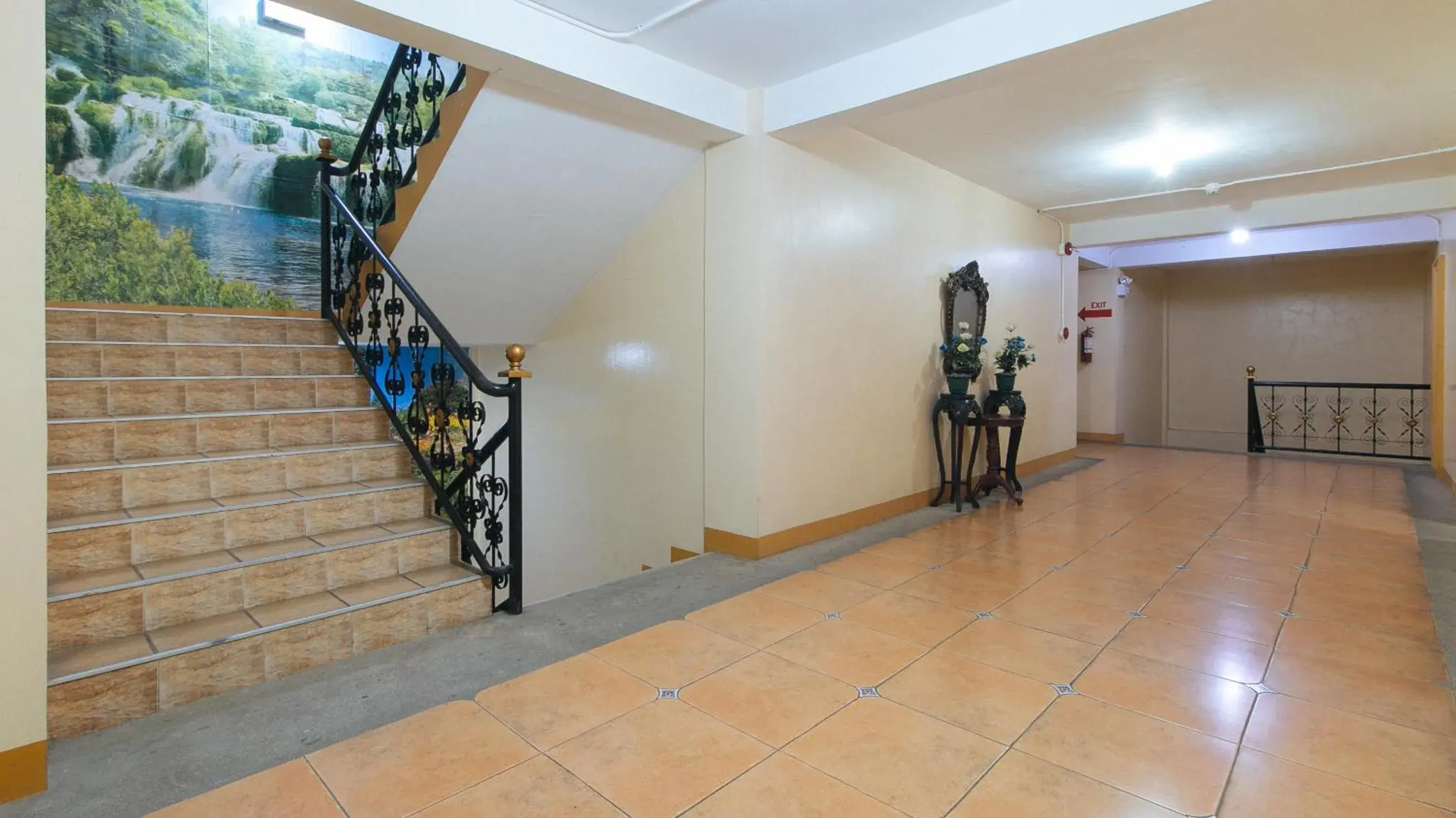 Lobby or reception in RedDoorz @ Golden Park Inn La Union Lobby or reception in RedDoorz @ Golden Park Inn La Union