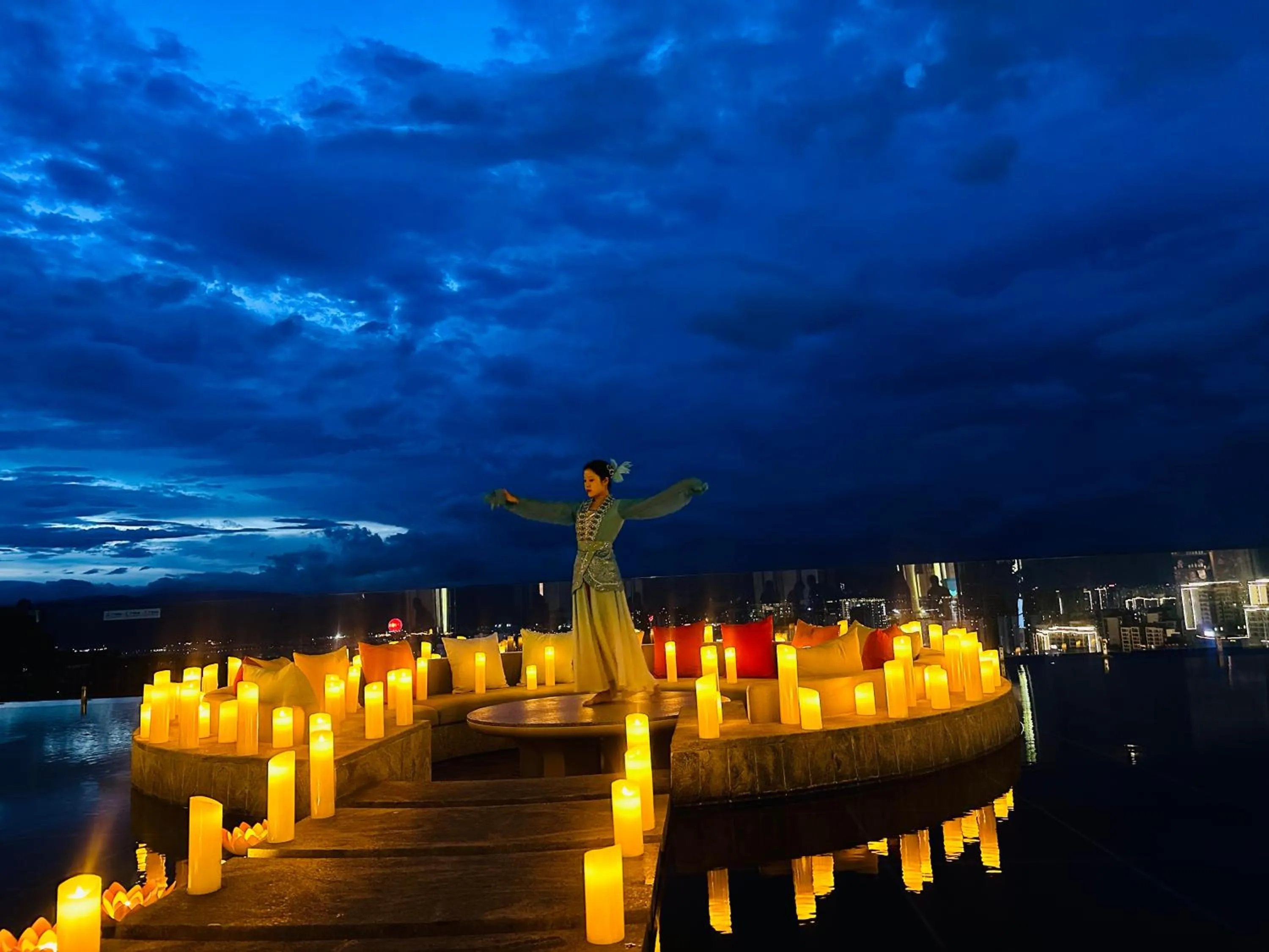 Night in Pullman Yuxi