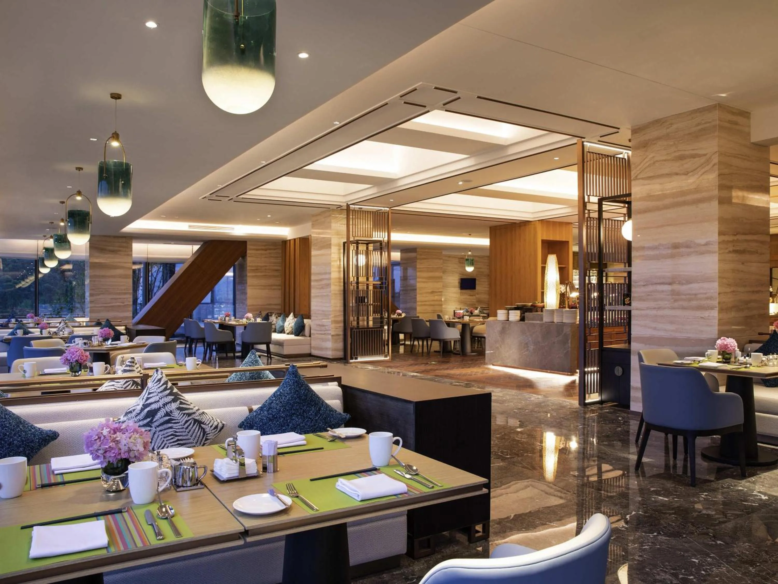 Breakfast in Pullman Yuxi