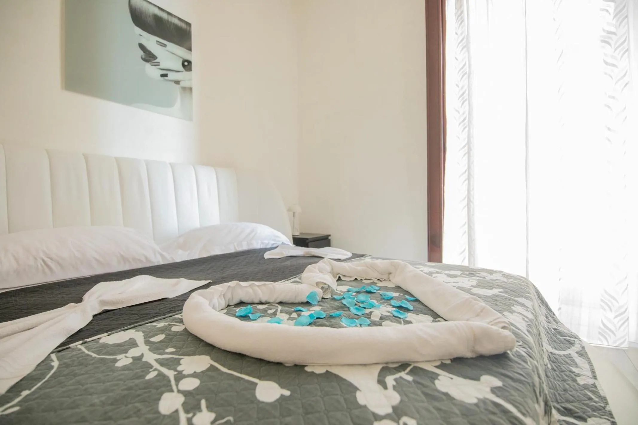 Bedroom, Bed in MADB&B