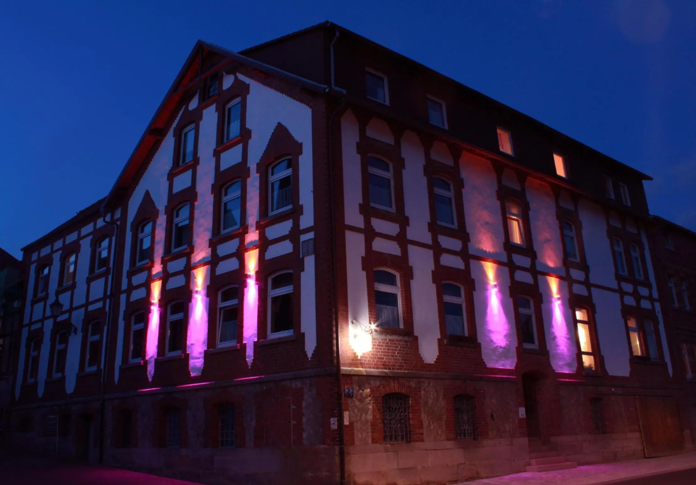 Property building in Zur Sonne "Gasthaus-Bar-Events"