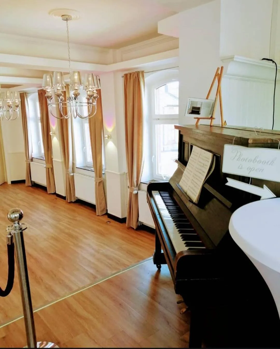 Entertainment, Bed in Zur Sonne "Gasthaus-Bar-Events"
