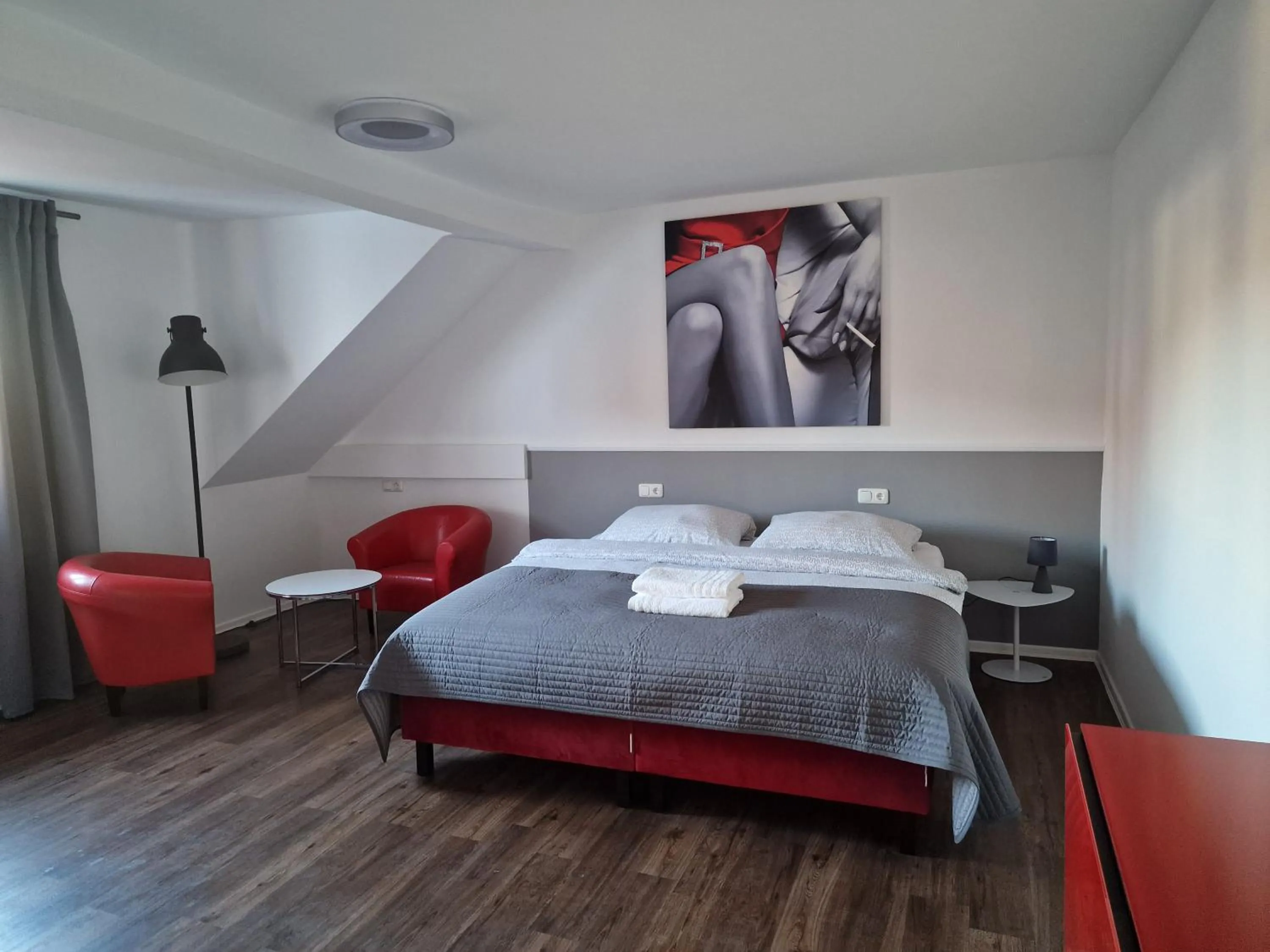 Comfort Double Room - single occupancy in Zur Sonne "Gasthaus-Bar-Events"