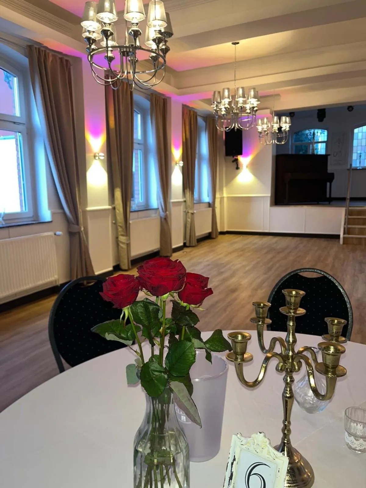 Entertainment in Zur Sonne "Gasthaus-Bar-Events"