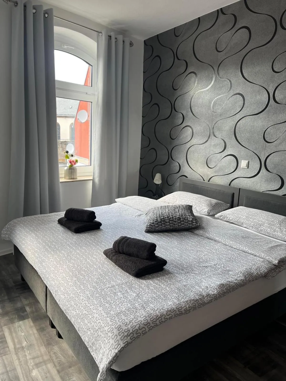 Bed in Zur Sonne "Gasthaus-Bar-Events"