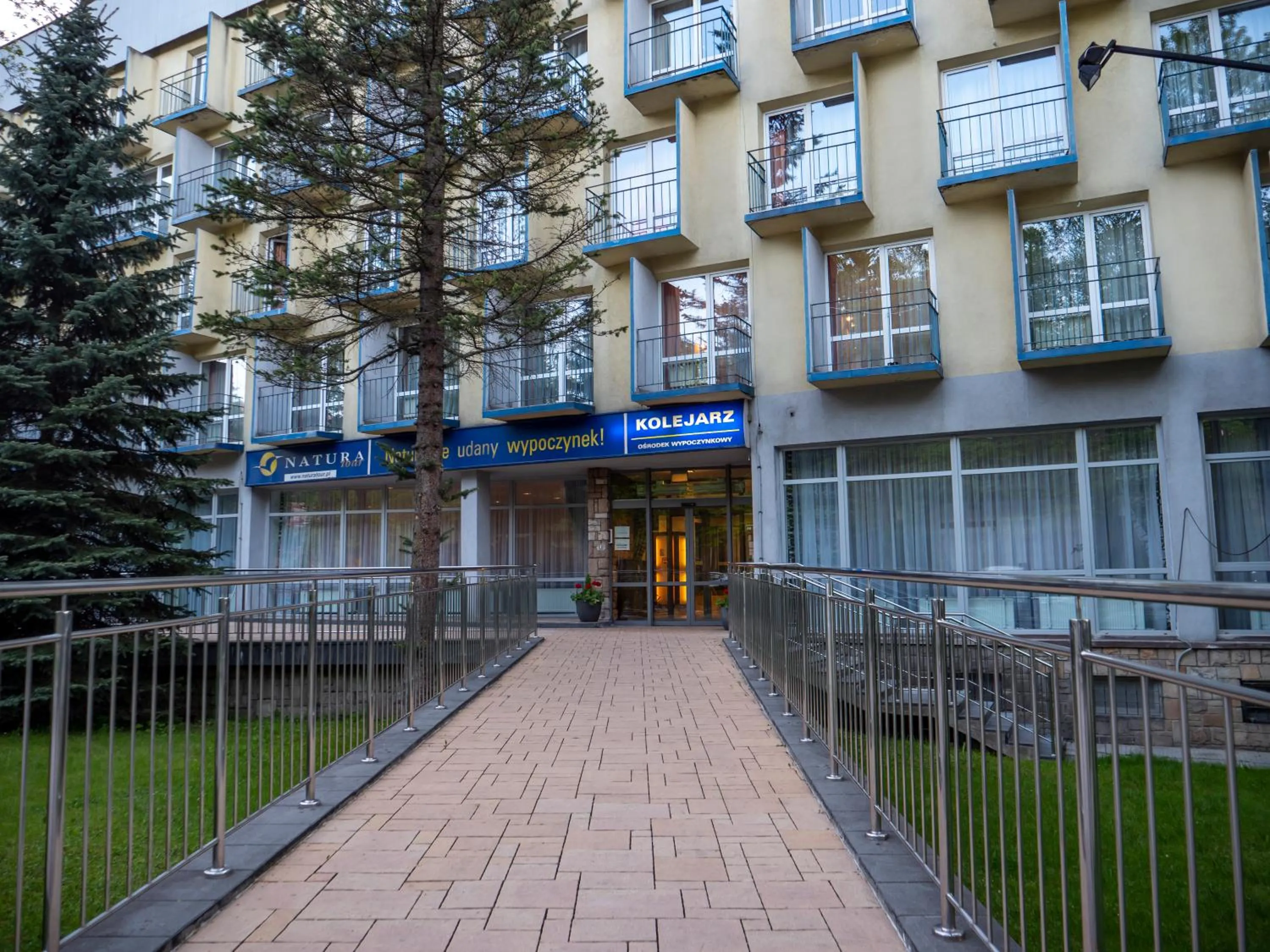 Property building in Kolejarz Natura Tour