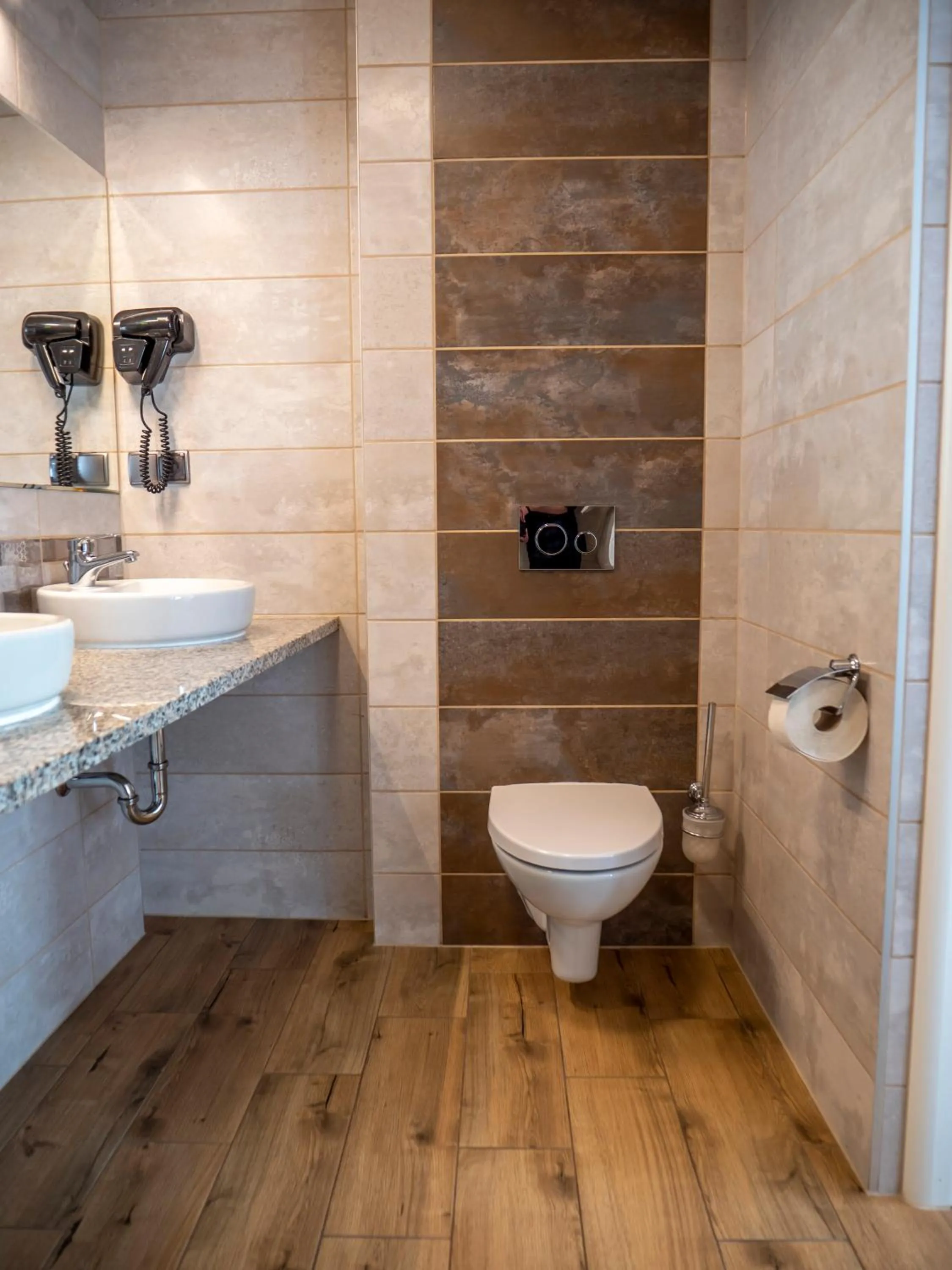 Toilet in Kolejarz Natura Tour