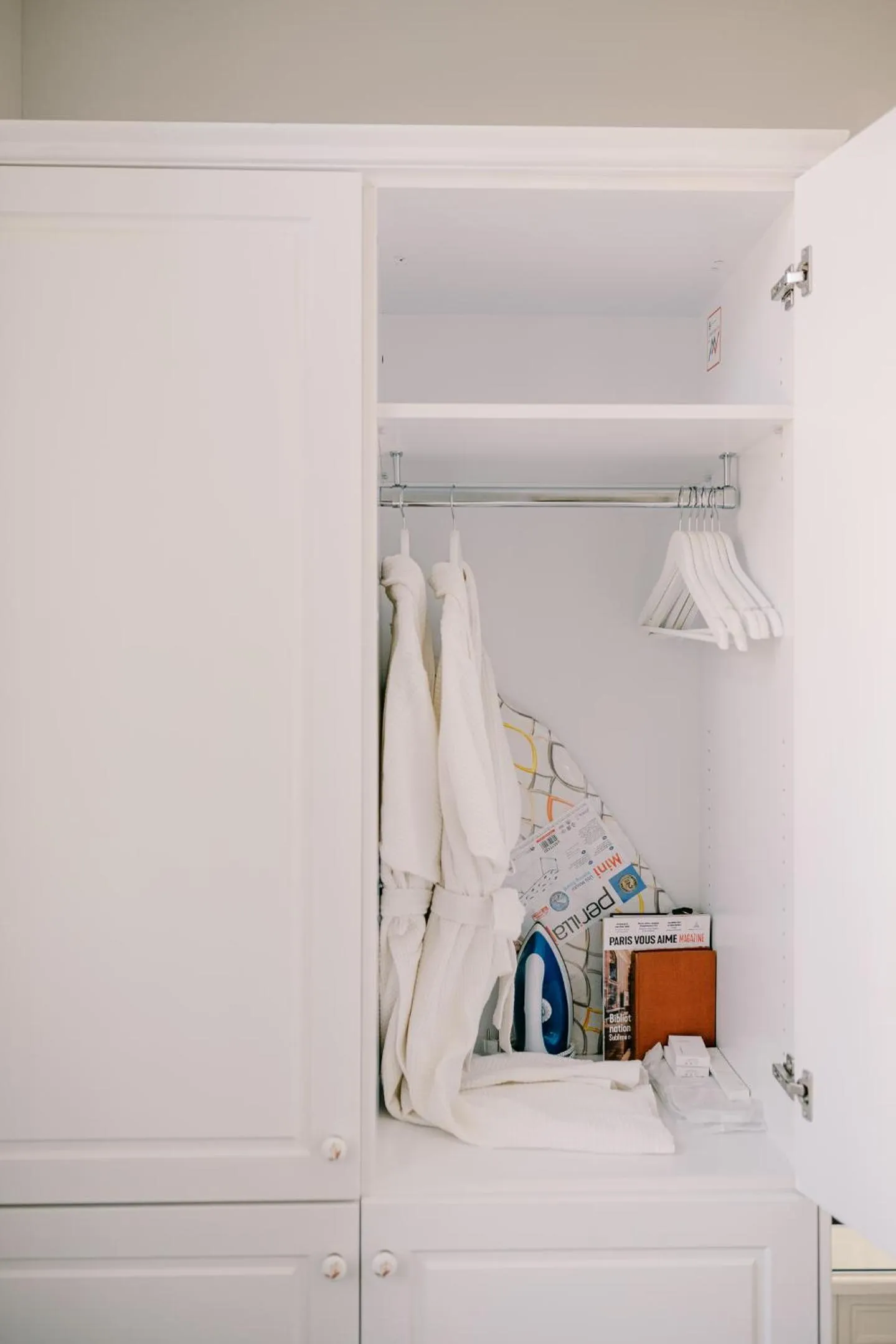 furniture in Neapolis 1897 Boutique Luxury Rooms