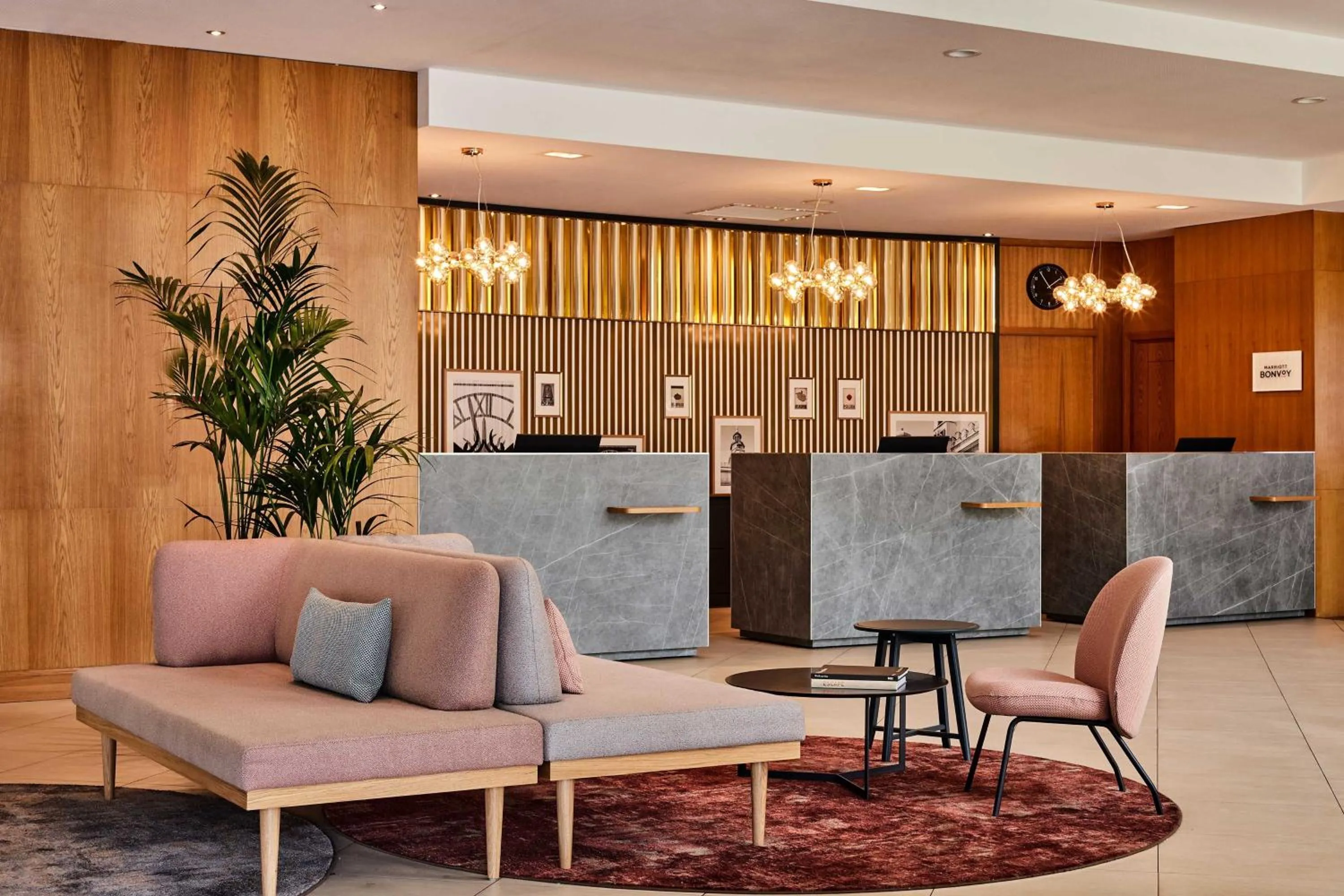 Lobby or reception in Sheraton Poznan Hotel