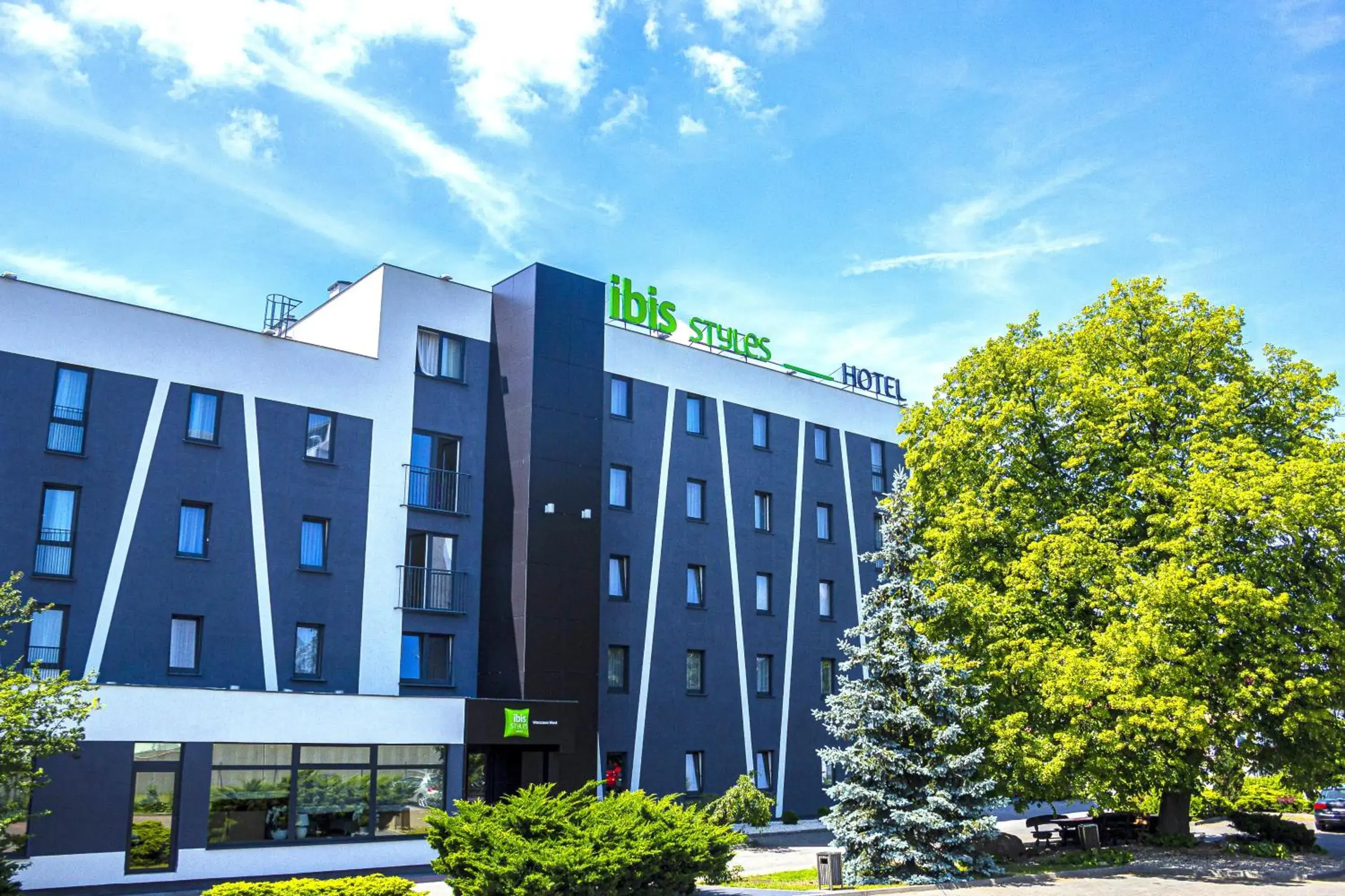 Property building in ibis Styles Warszawa West Property building in ibis Styles Warszawa West