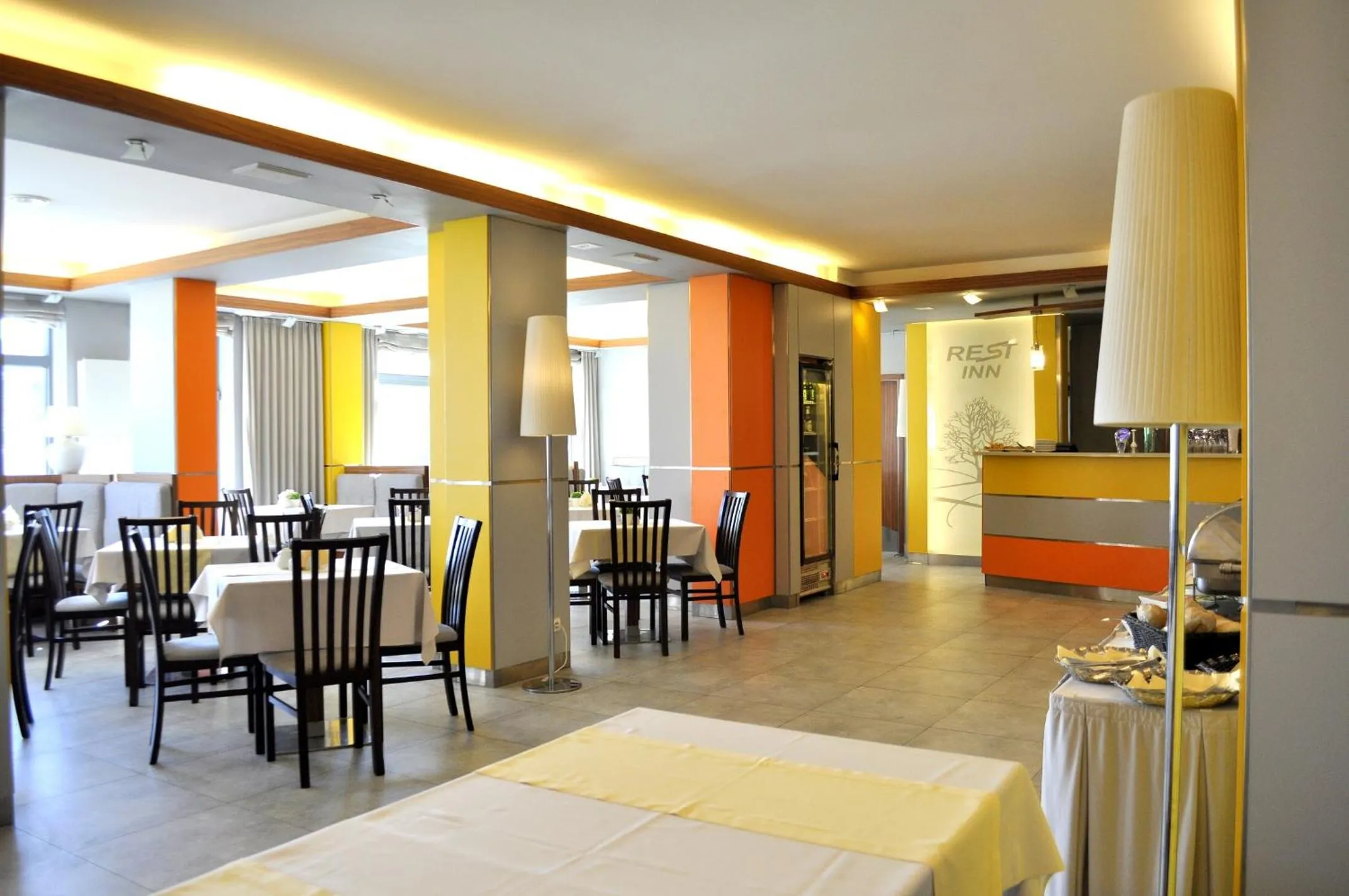 Restaurant/places to eat in ibis Styles Warszawa West