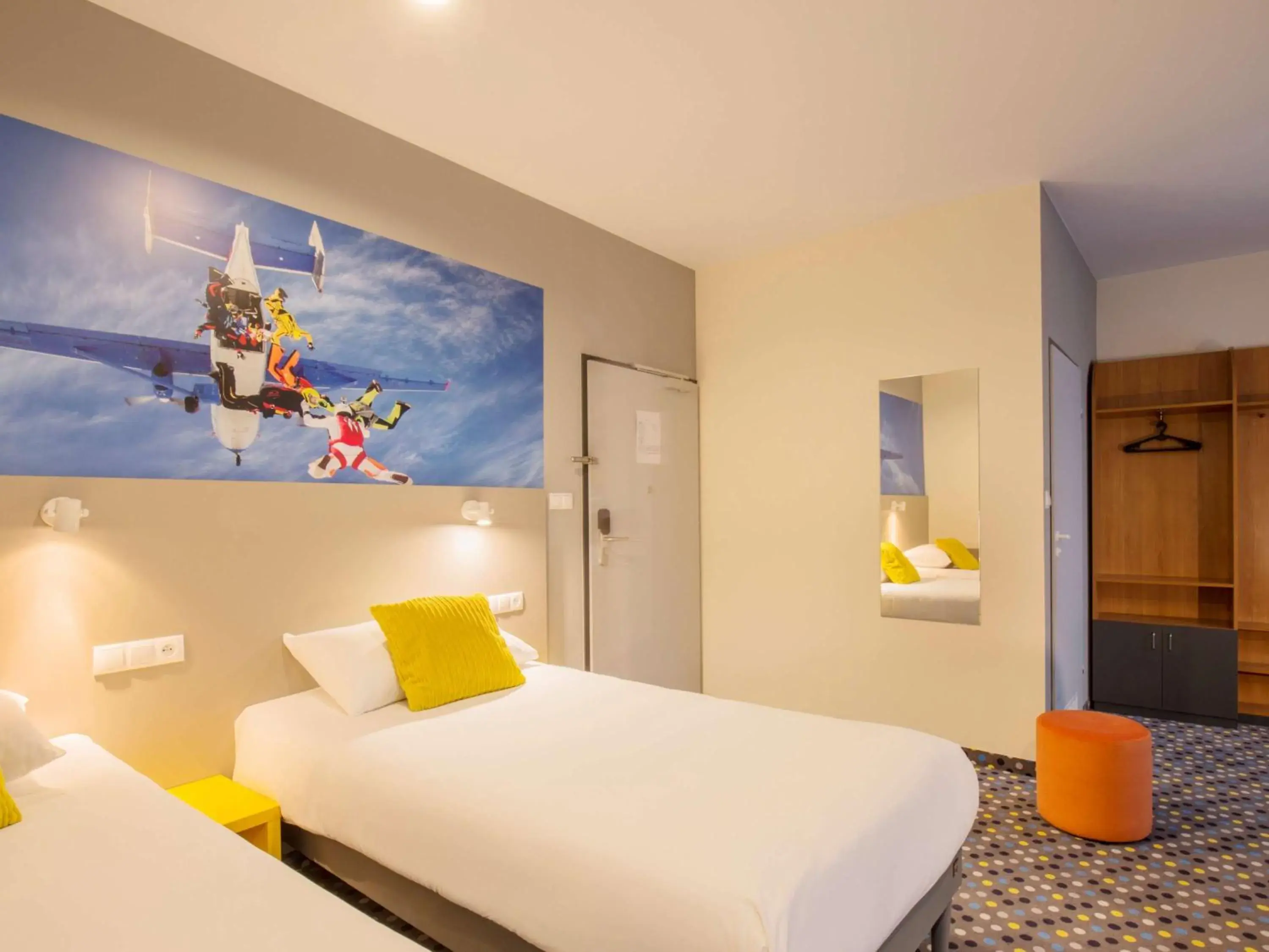 Photo of the whole room, Bed in ibis Styles Warszawa West Photo of the whole room, Bed in ibis Styles Warszawa West