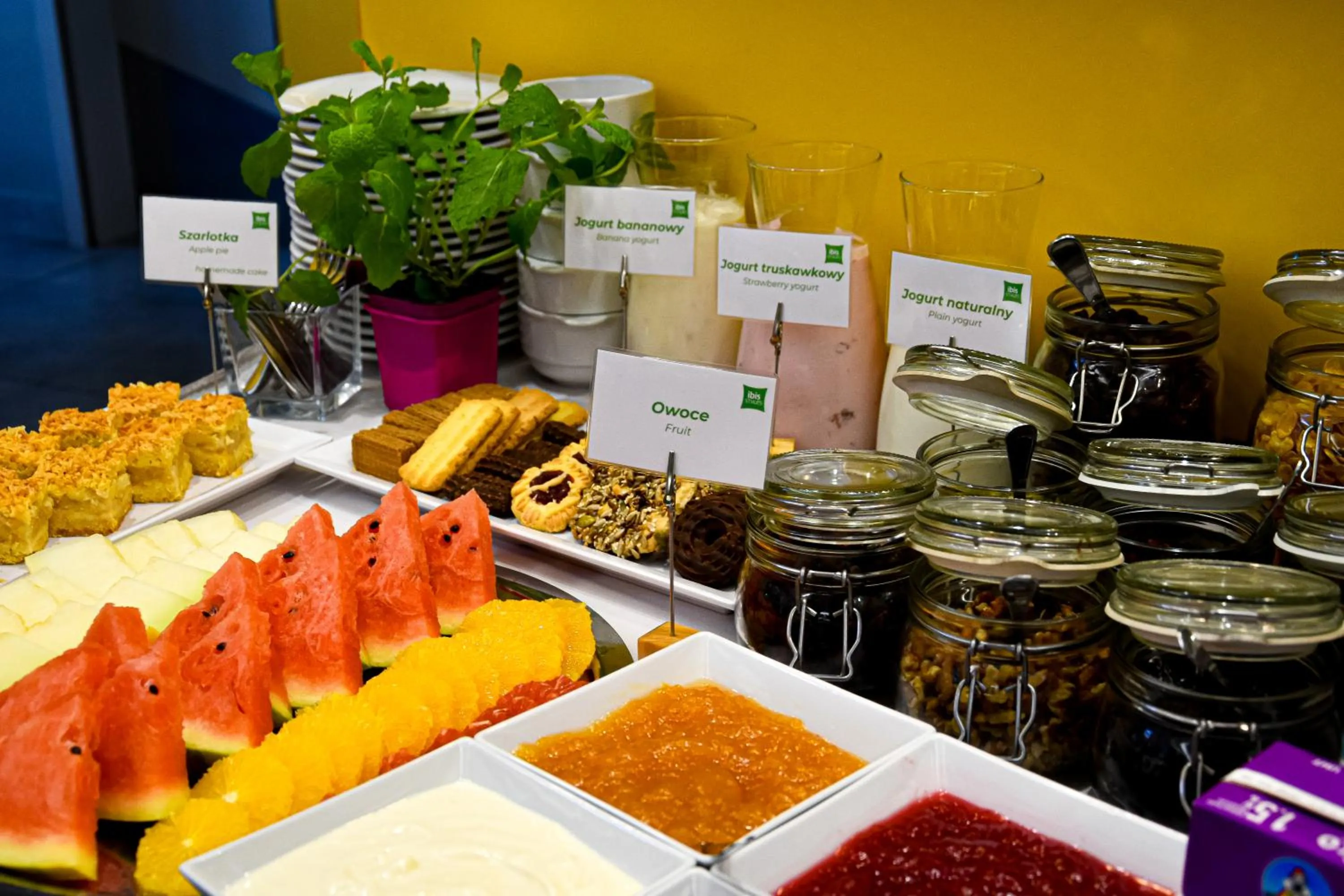 Food and drinks in ibis Styles Warszawa West