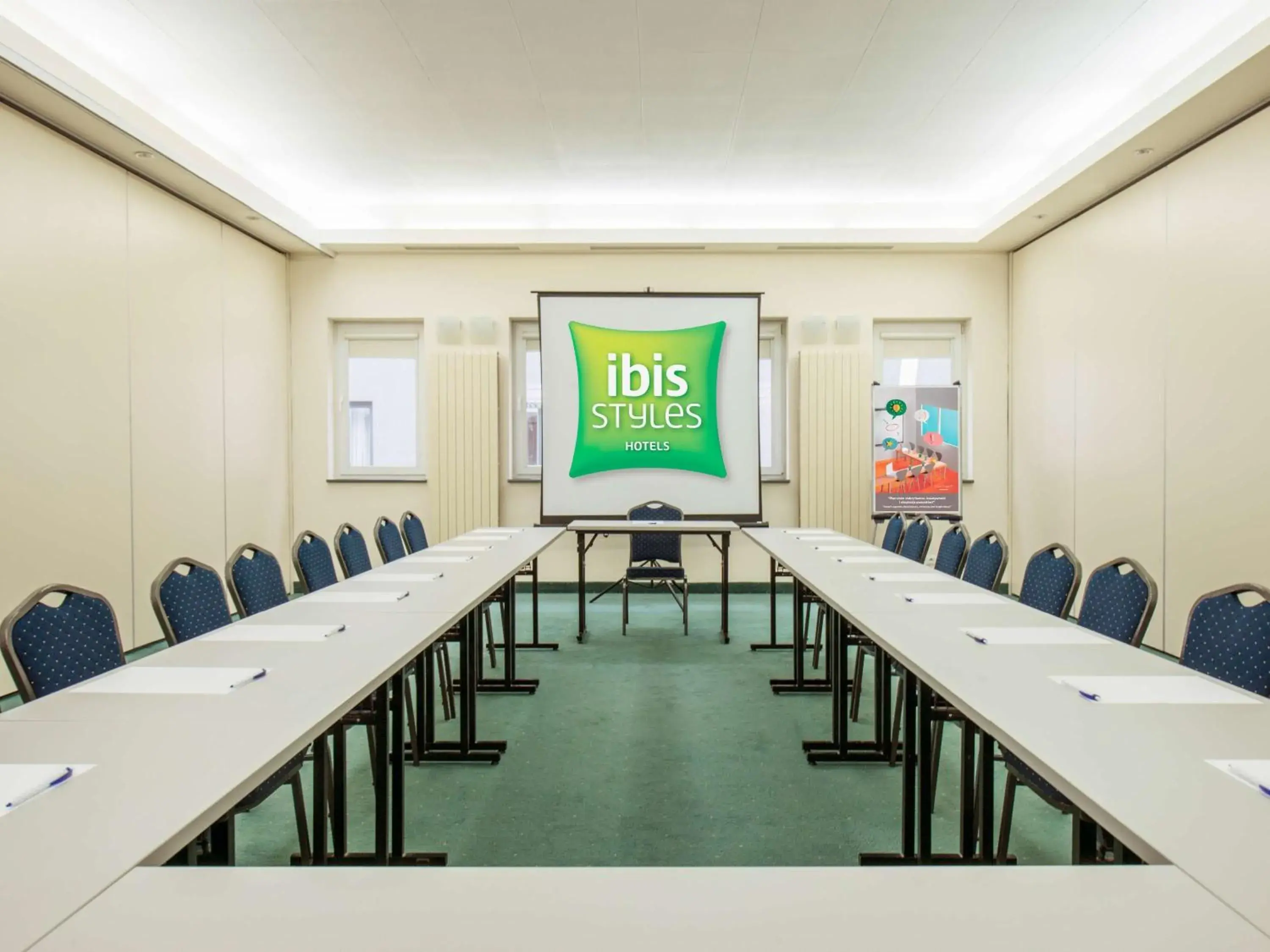 Property building in ibis Styles Warszawa West Property building in ibis Styles Warszawa West