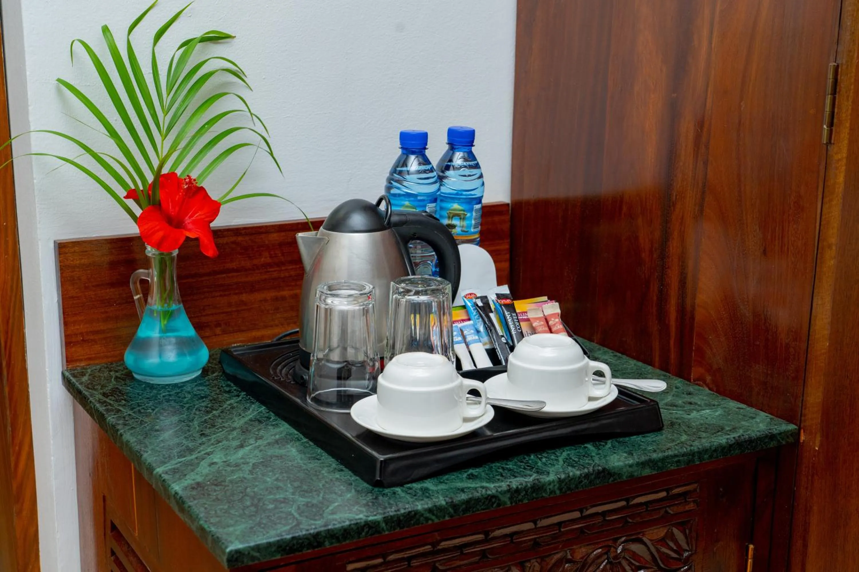 Coffee/tea facilities in Turaco Spice Tree, a Tribute Portfolio Hotel