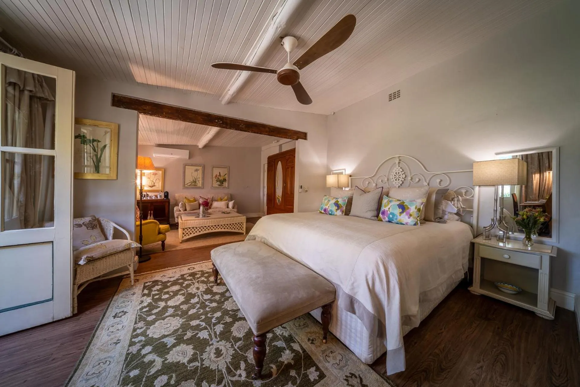 Bed in Bartholomeus Klip Farmhouse