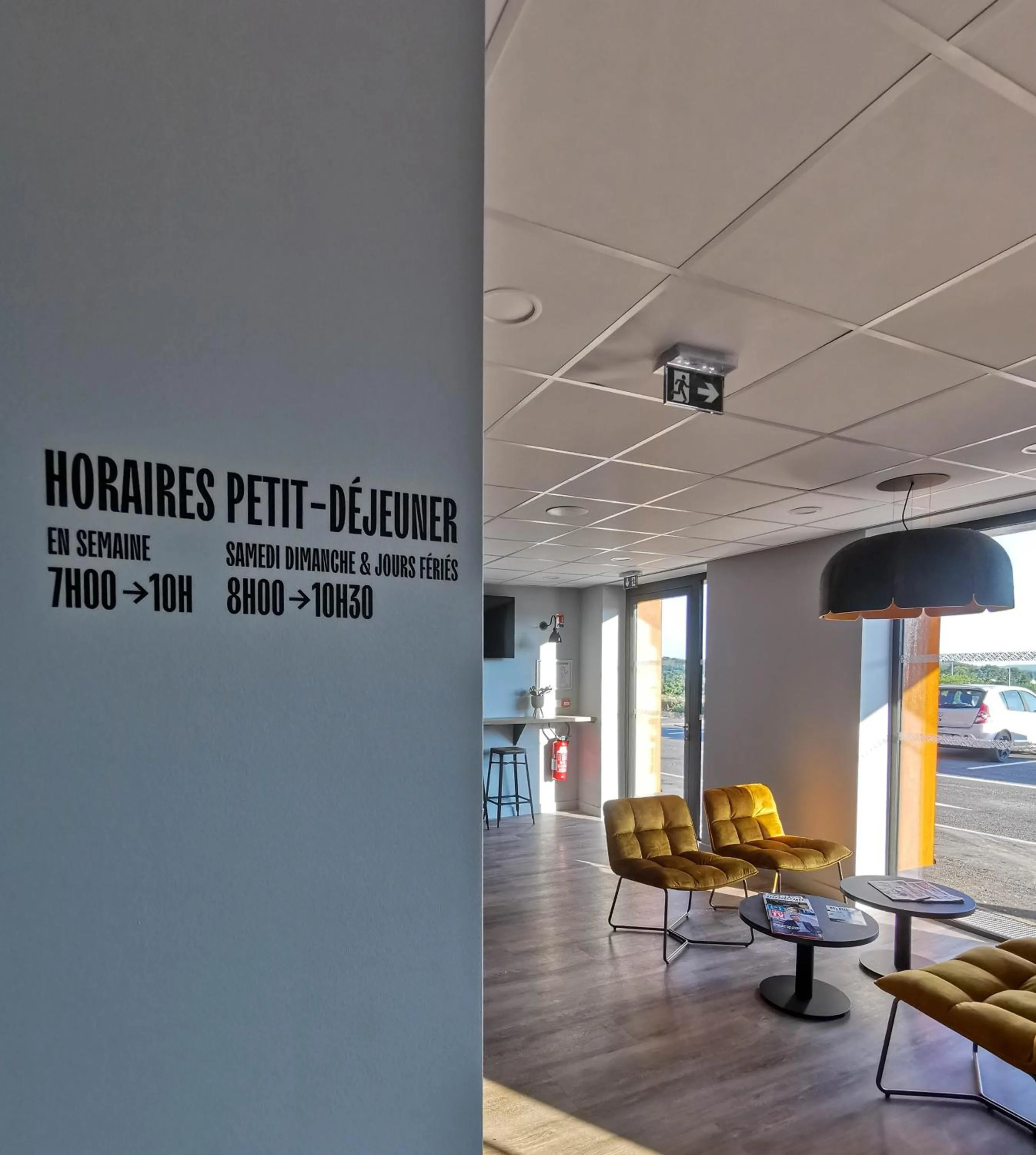 Lobby or reception in Aux Ateliers