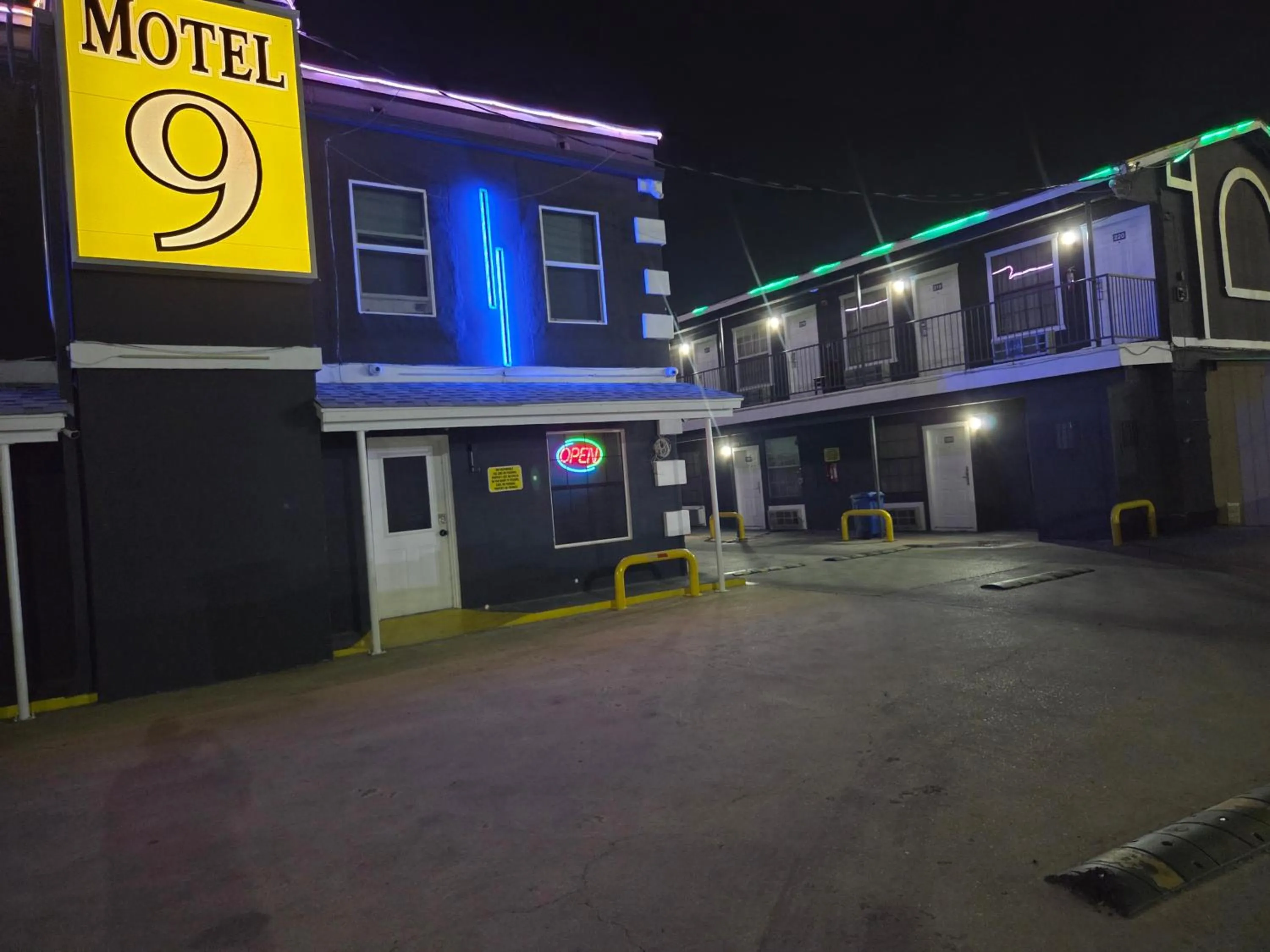 Property building in Motel 9