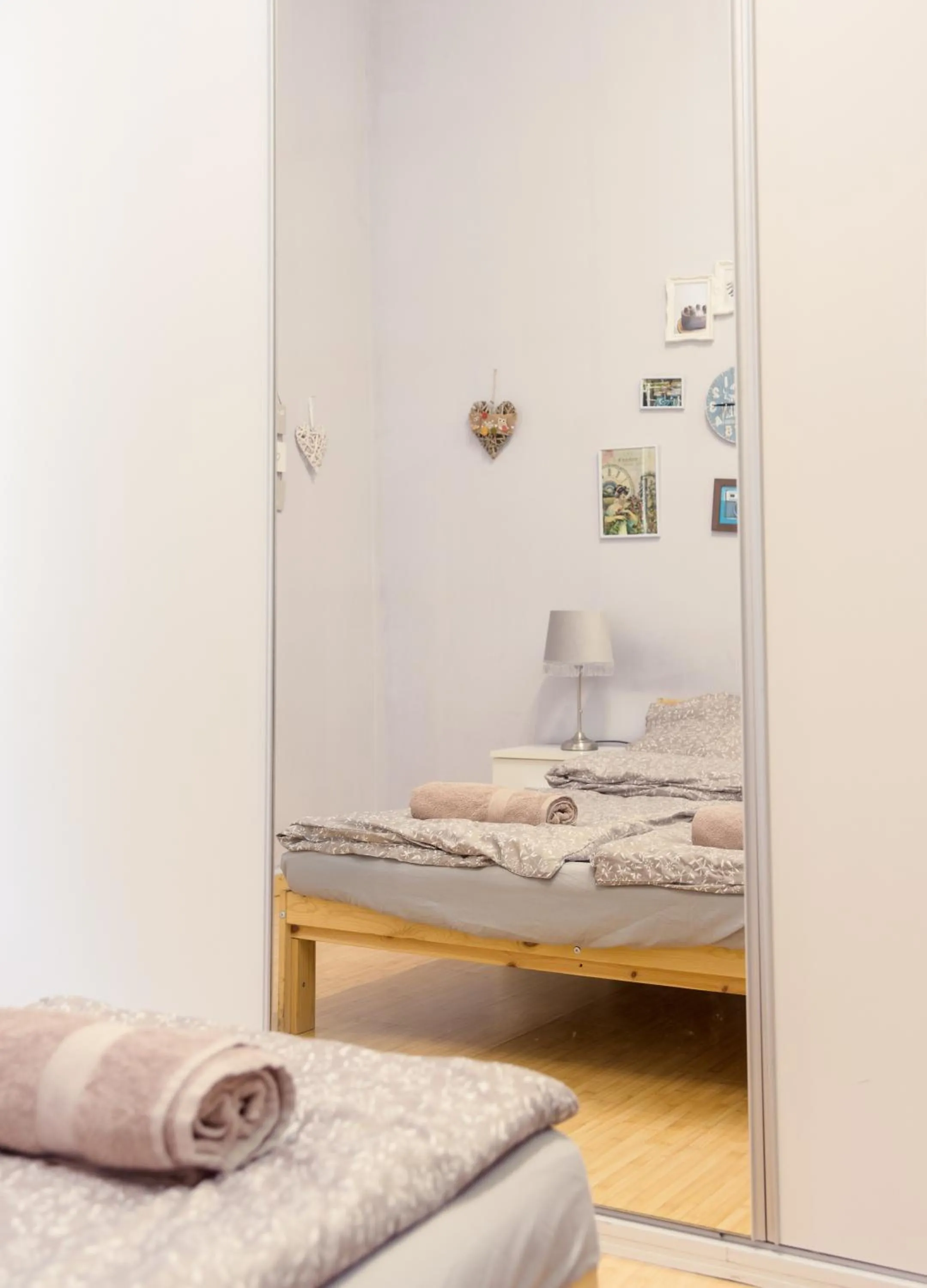 wardrobe, Bed in Aurora Apartments