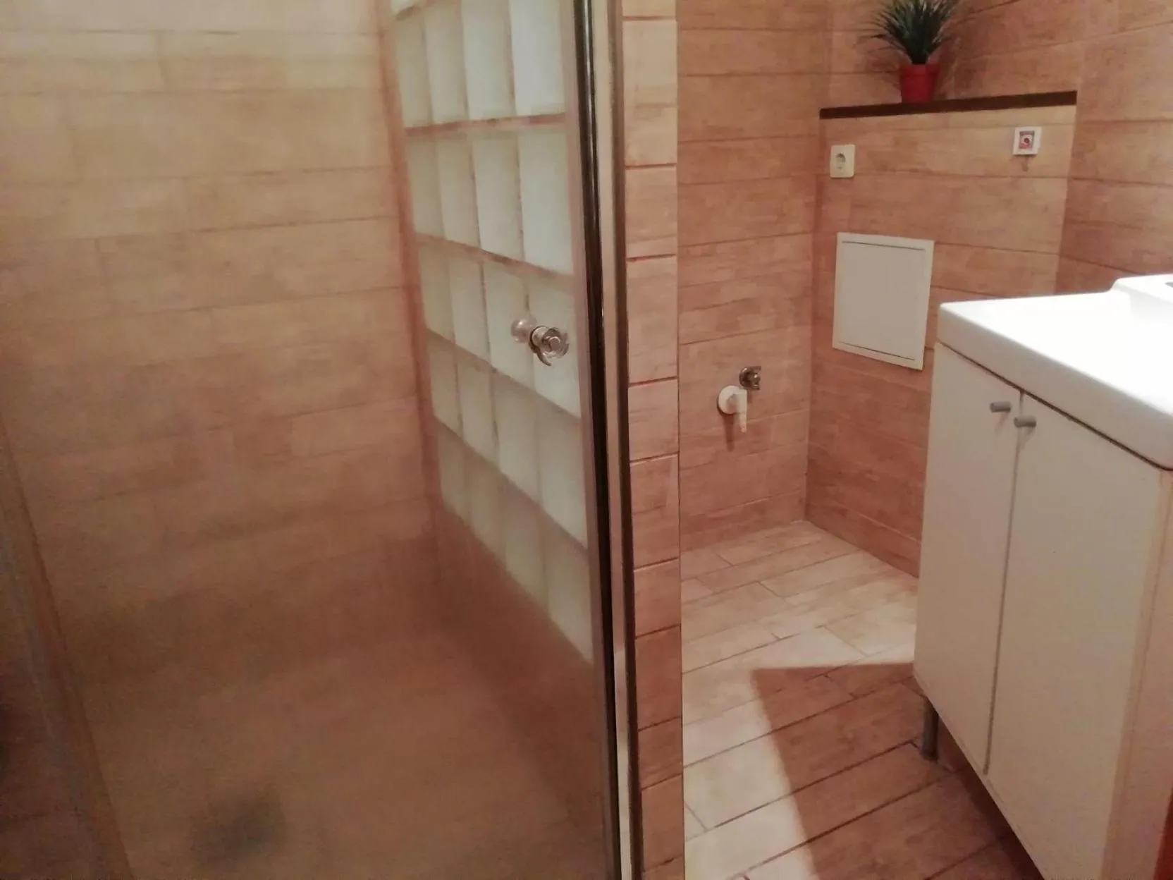 Bathroom in Aurora Apartments