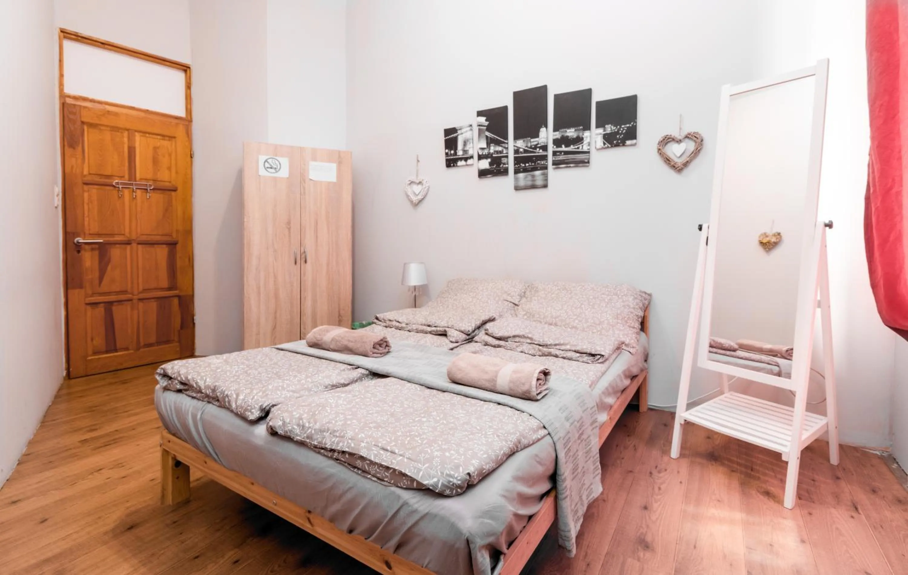 Bed in Aurora Apartments